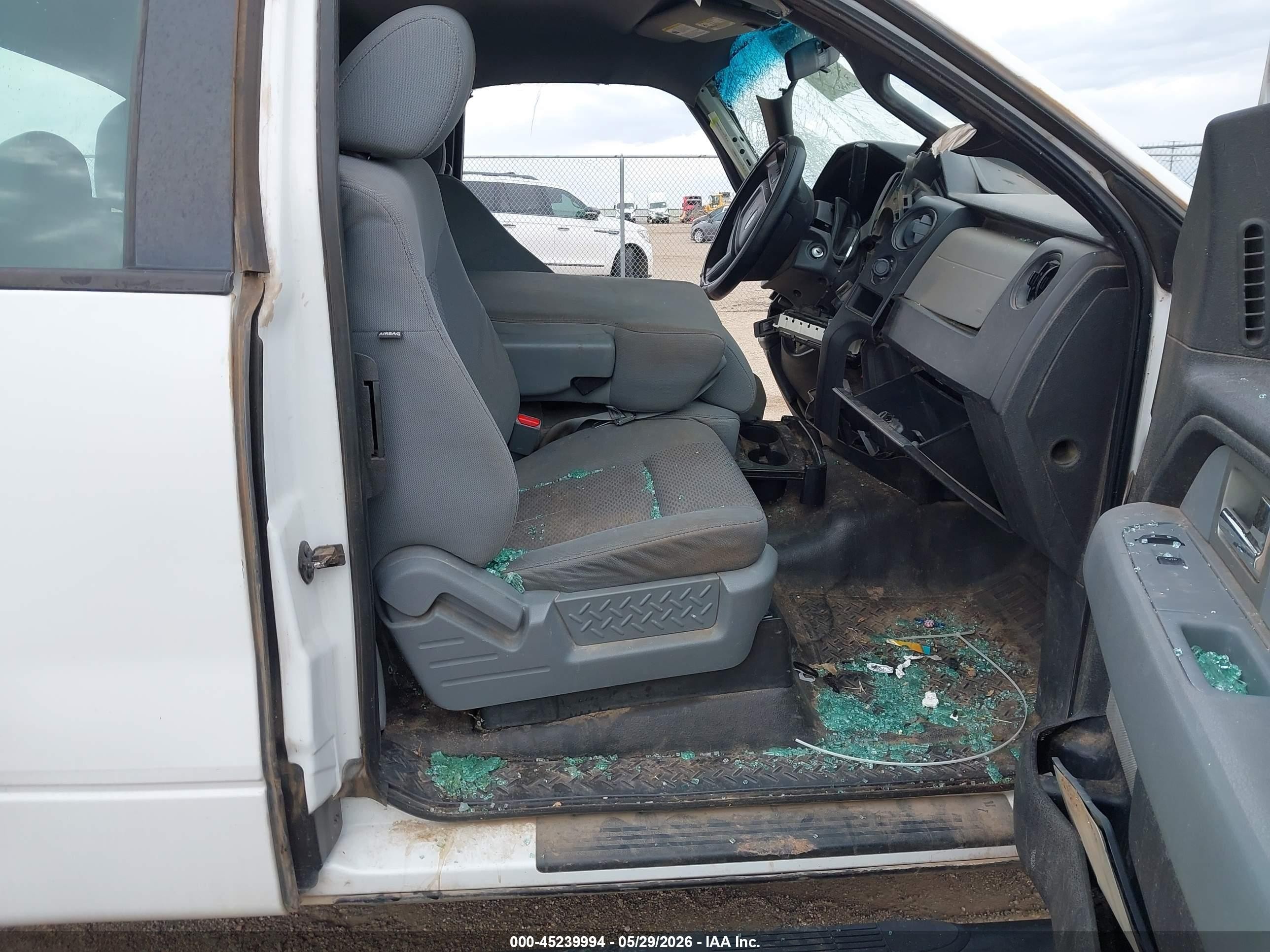 2011 Ford F-150 Xl Белый vin: 1FTFX1EF8BFC58372