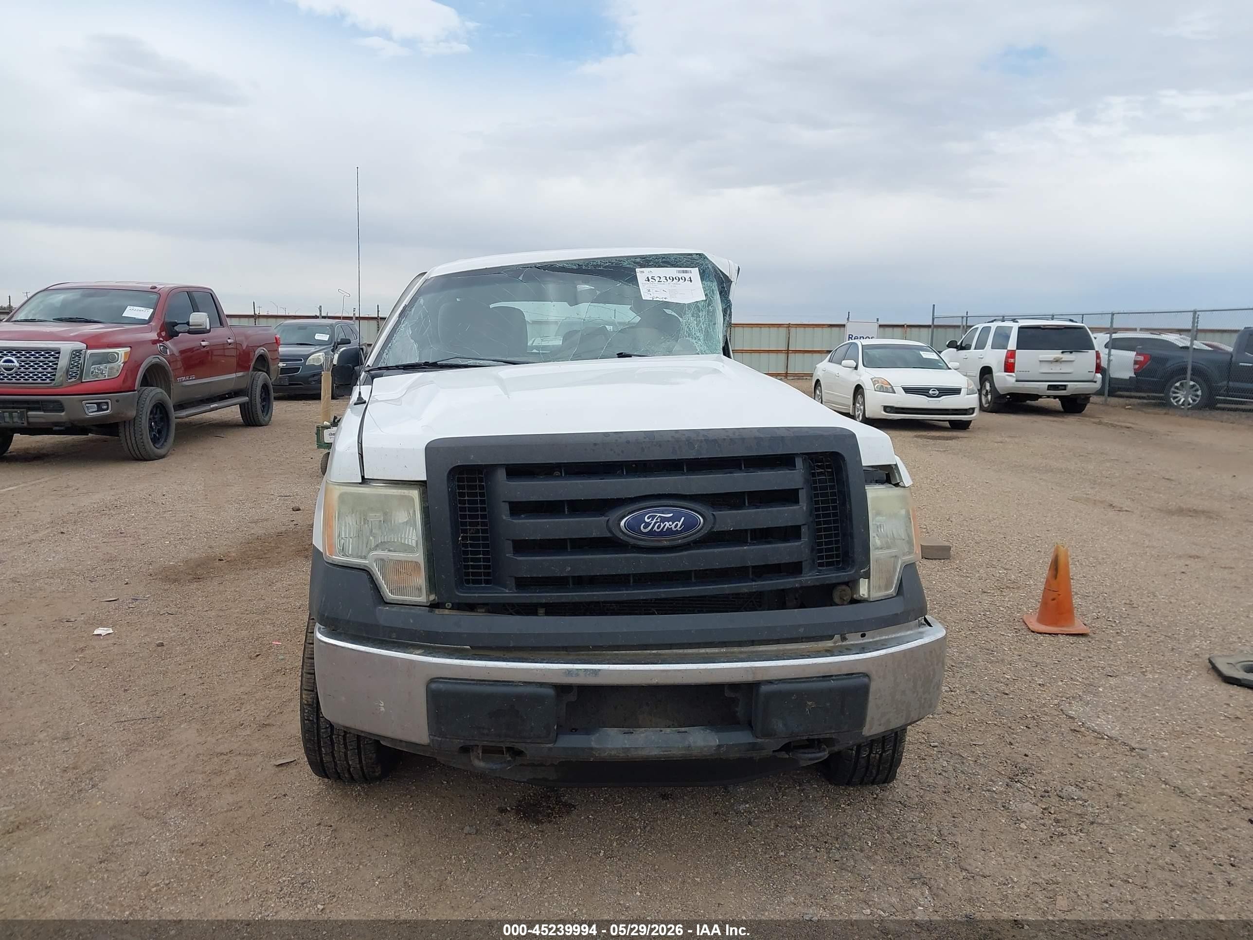 2011 Ford F-150 Xl Белый vin: 1FTFX1EF8BFC58372