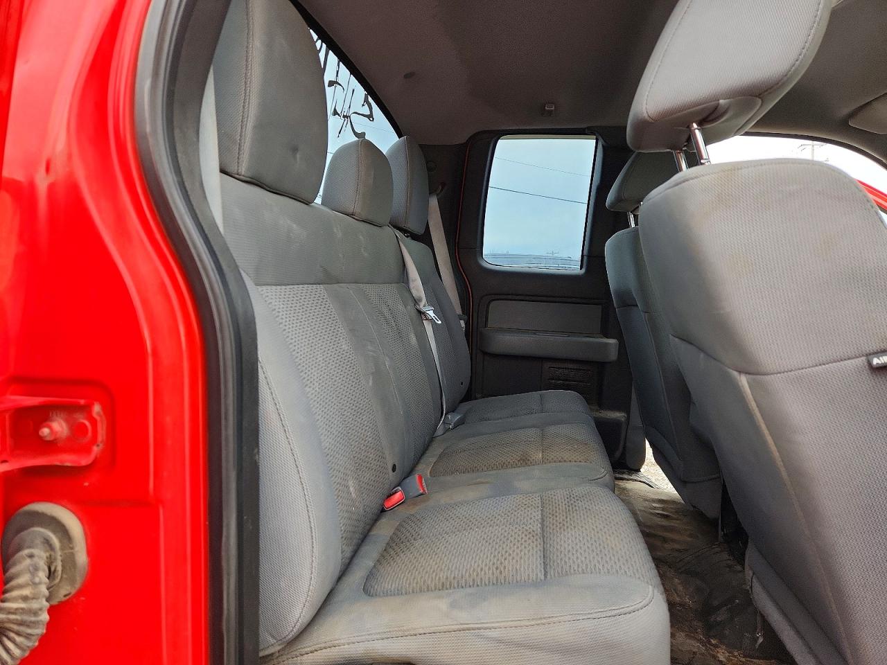 2011 Ford F150 Super Cab Красный vin: 1FTFX1EF8BFD26301