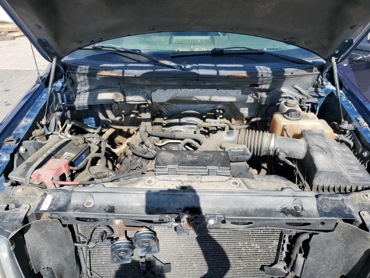2011 Ford F150 Super Cab Blue vin: 1FTFX1EF8BKE15650