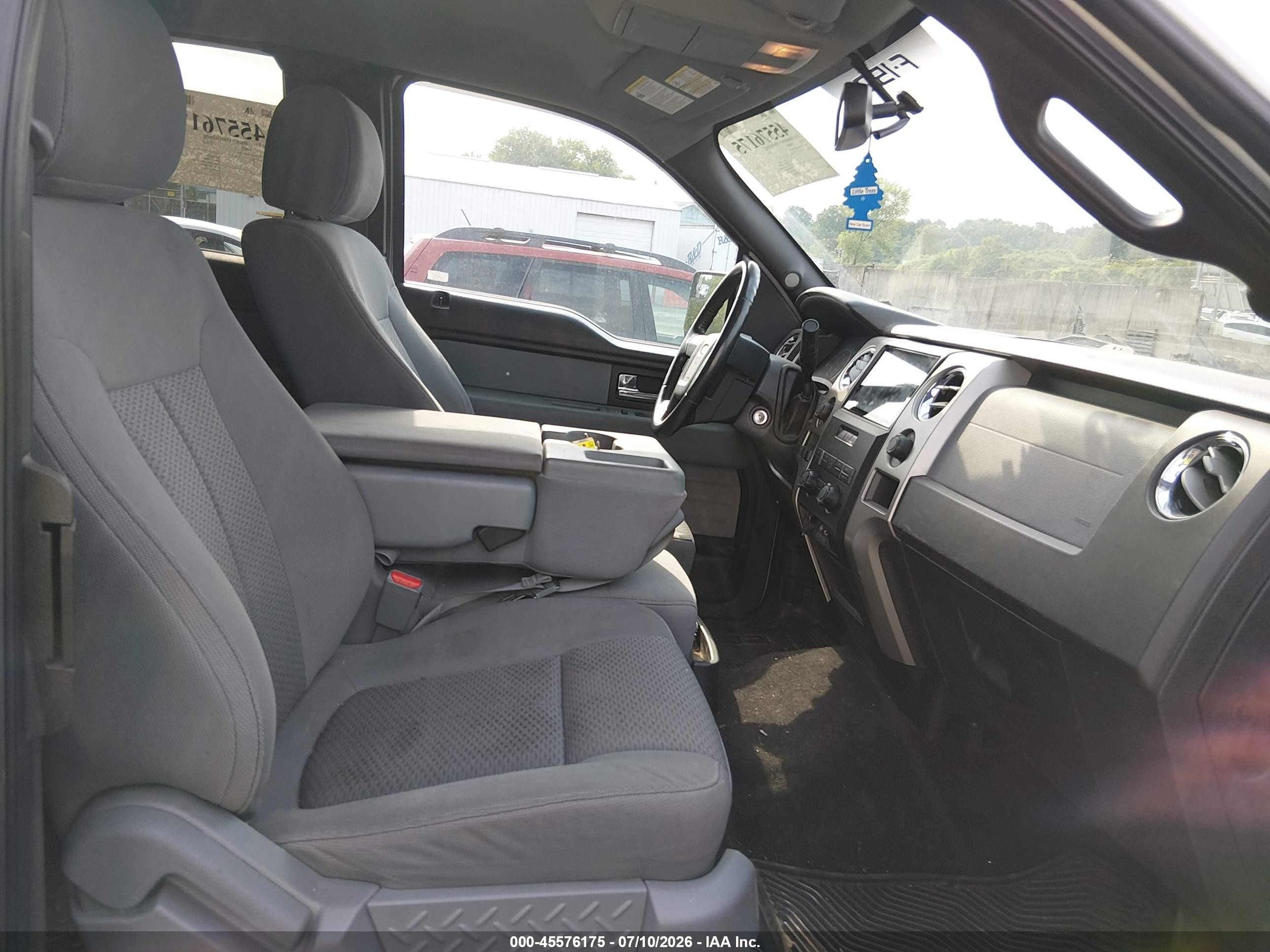 2012 Ford F-150 Xlt Silver vin: 1FTFX1EF8CKD09507
