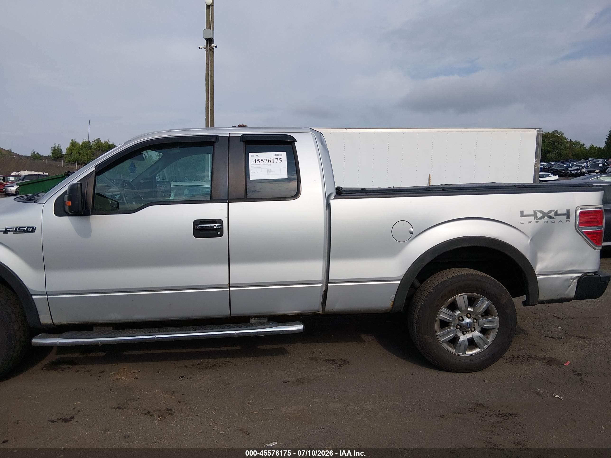 2012 Ford F-150 Xlt Silver vin: 1FTFX1EF8CKD09507
