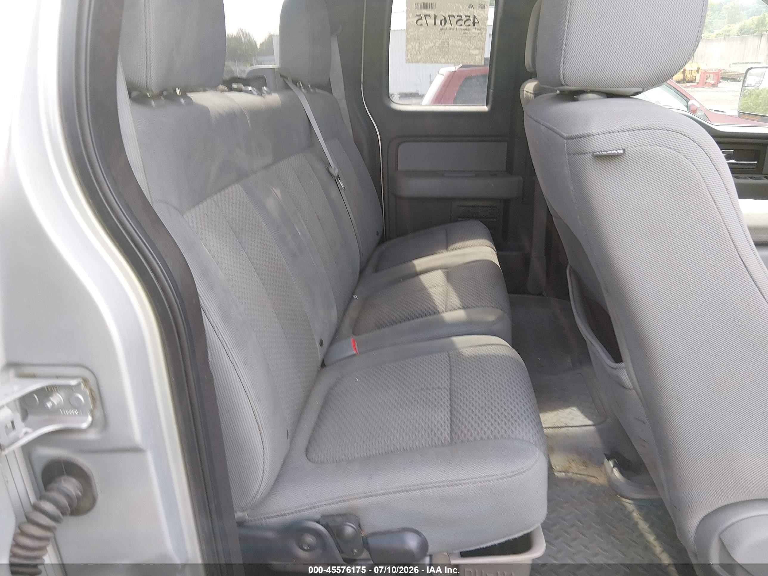 2012 Ford F-150 Xlt Silver vin: 1FTFX1EF8CKD09507