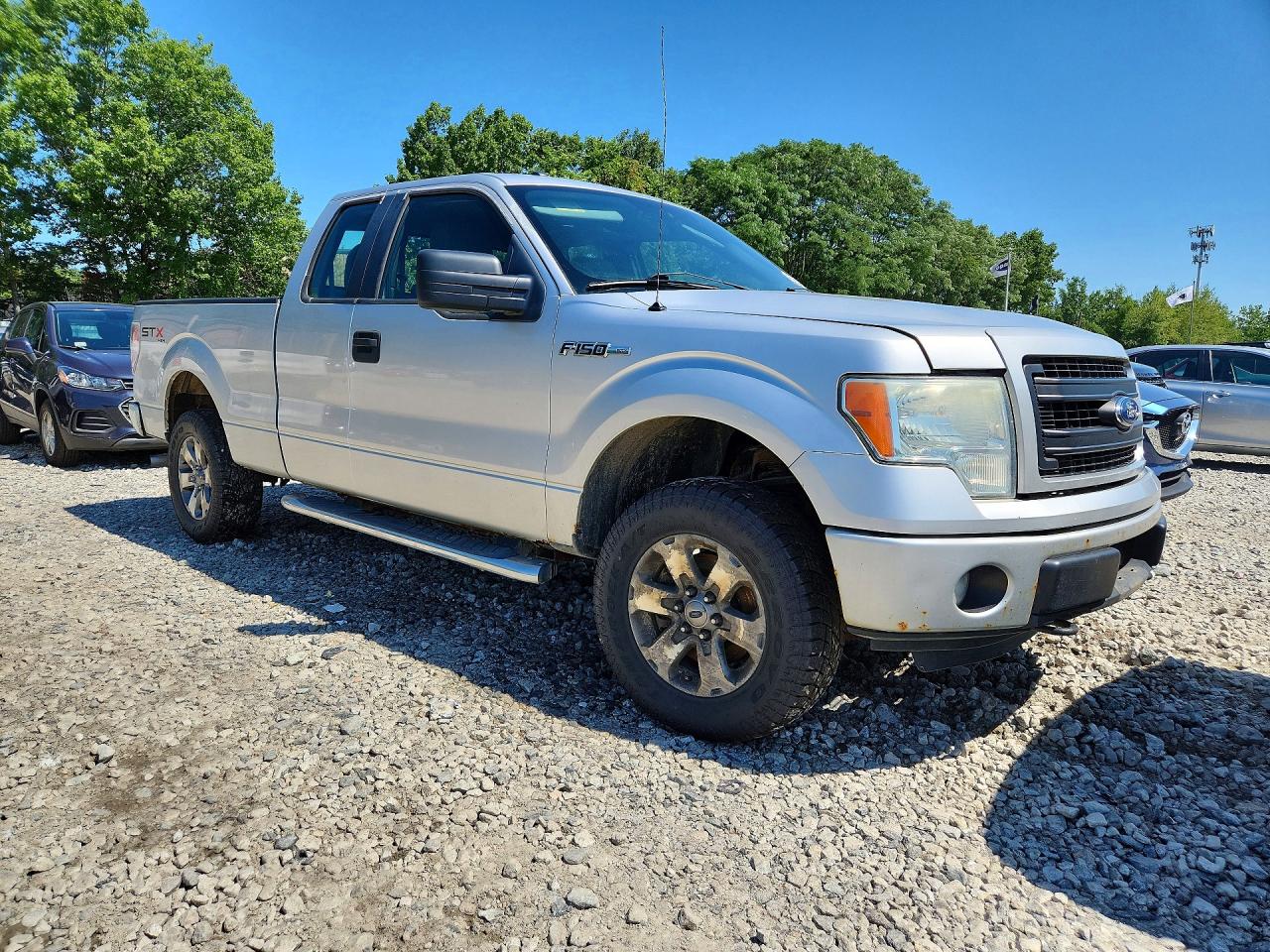 2013 Ford F150 Super Cab Серебряный vin: 1FTFX1EF8DFA12893