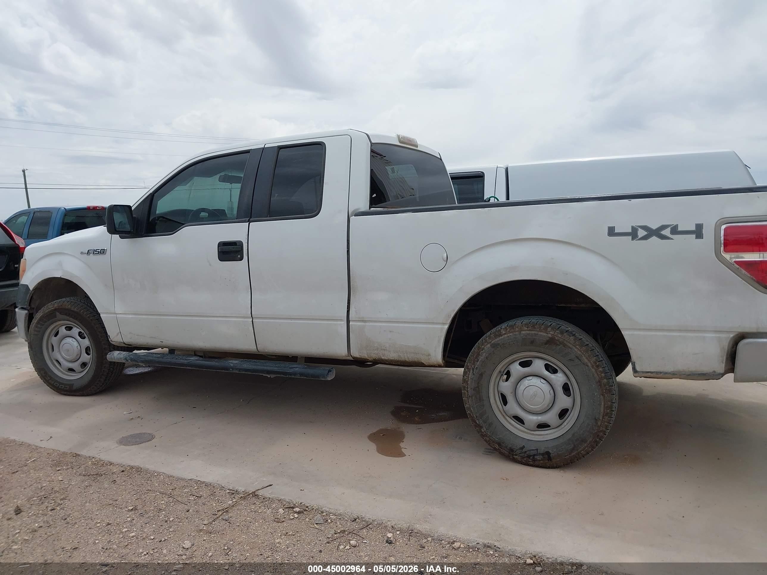 2013 Ford F-150 Xl White vin: 1FTFX1EF8DFC71562