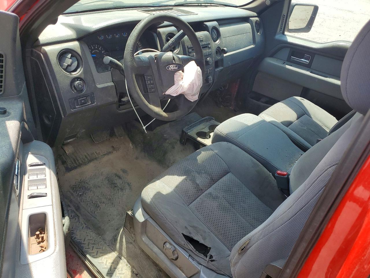 2013 Ford F150 Super Cab Red vin: 1FTFX1EF8DFD97887