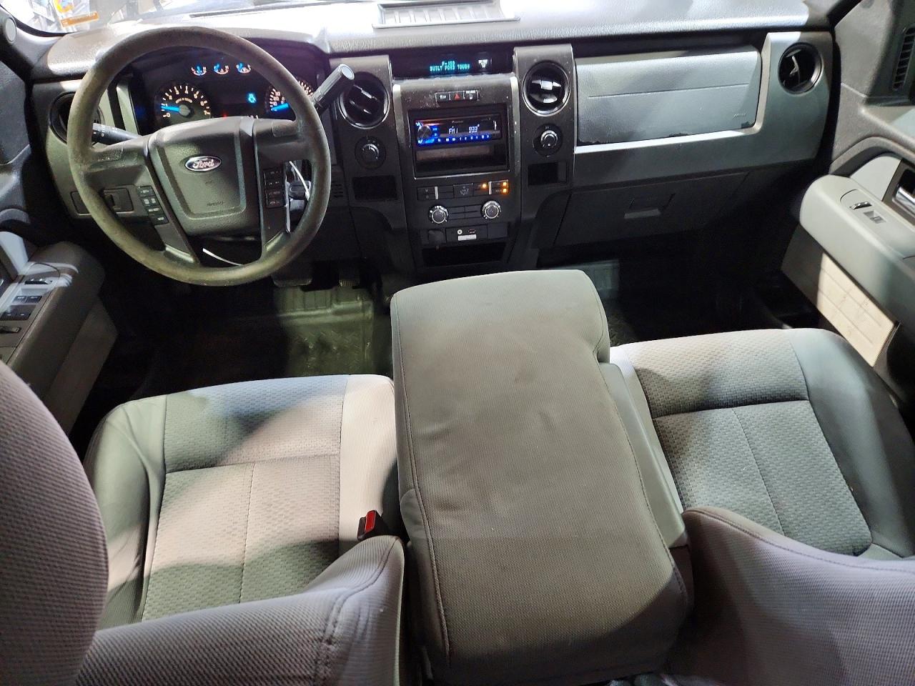2013 Ford F150 Super Cab Black vin: 1FTFX1EF8DKF92136