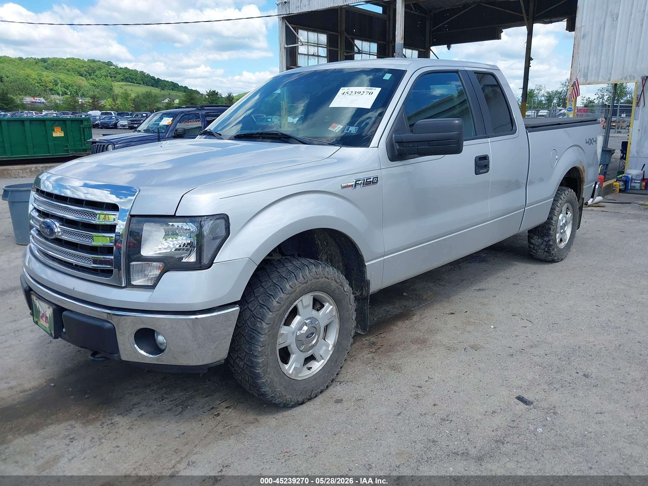 2013 Ford F-150 Xlt Silver vin: 1FTFX1EF8DKG04642