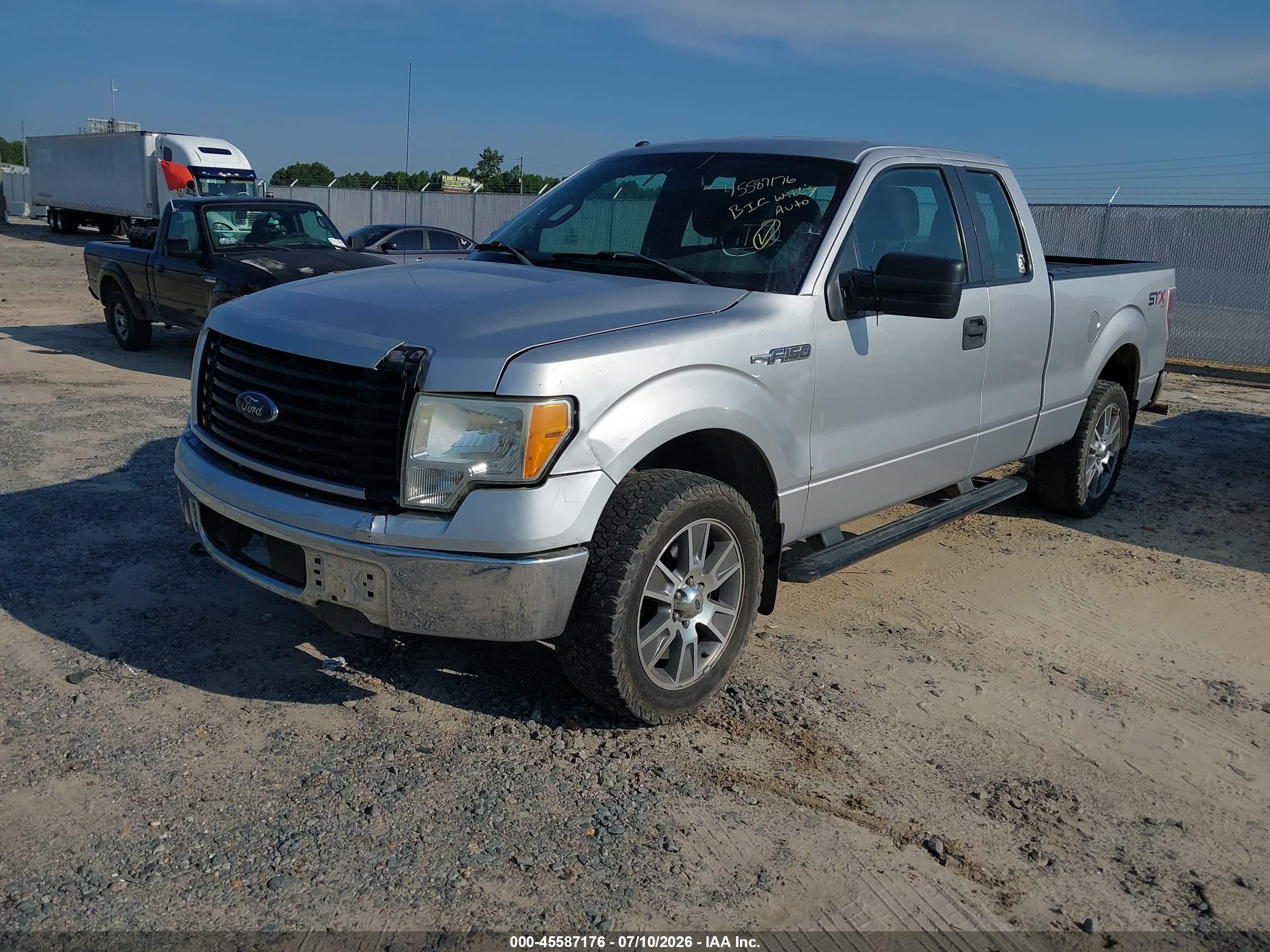 2014 Ford F-150 Stx Серый vin: 1FTFX1EF8EKE55019