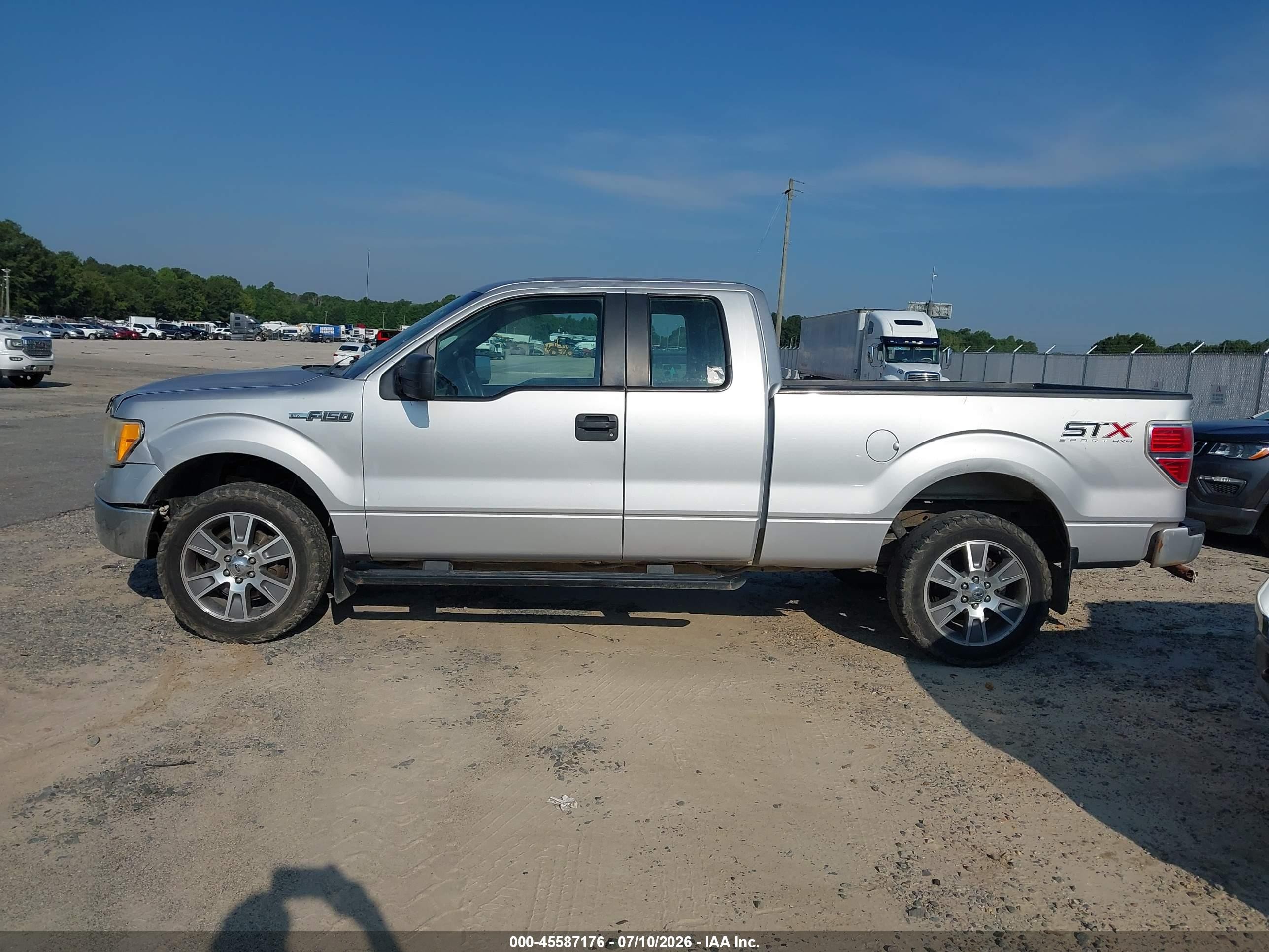 2014 Ford F-150 Stx Серый vin: 1FTFX1EF8EKE55019