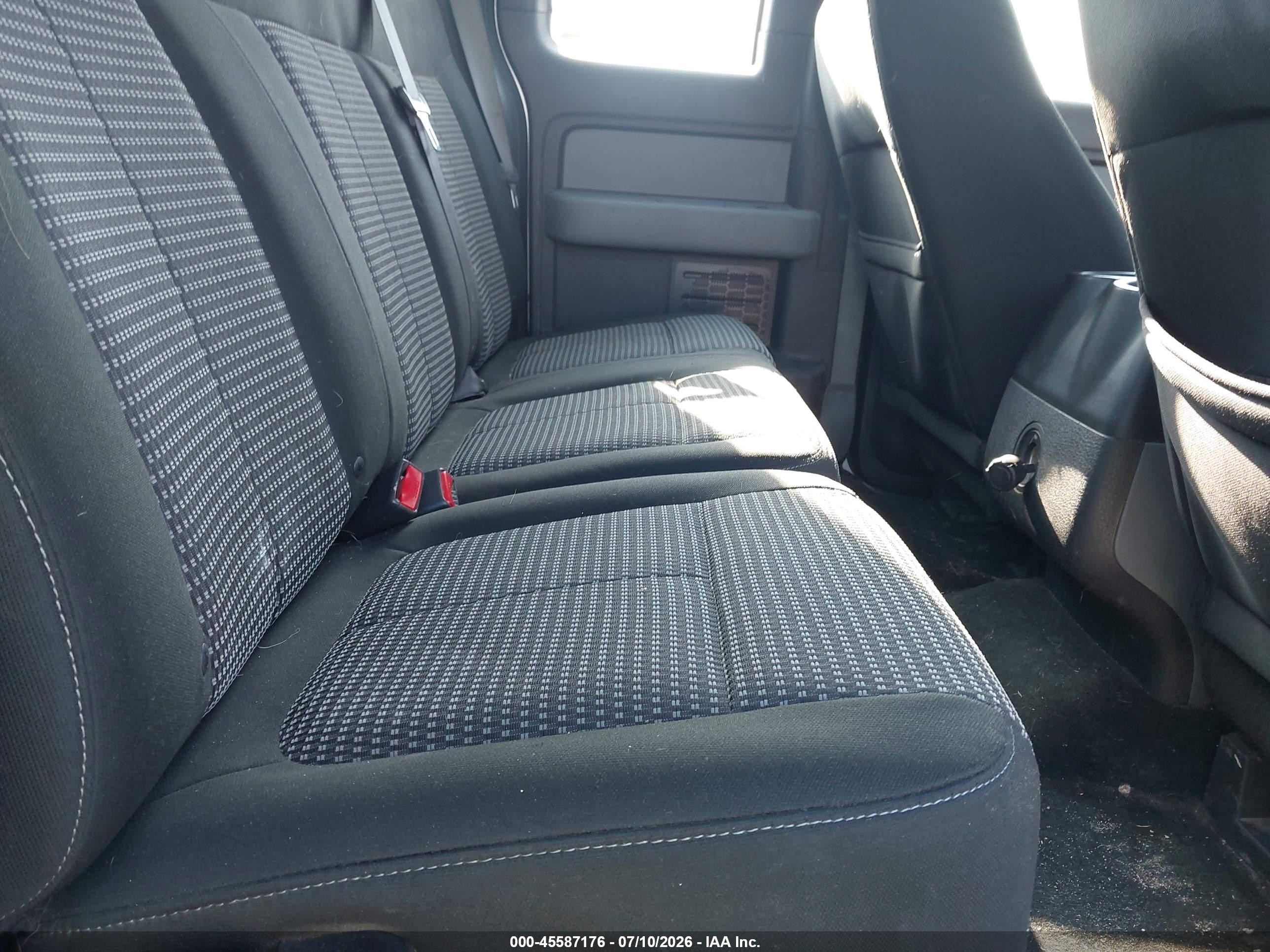 2014 Ford F-150 Stx Серый vin: 1FTFX1EF8EKE55019