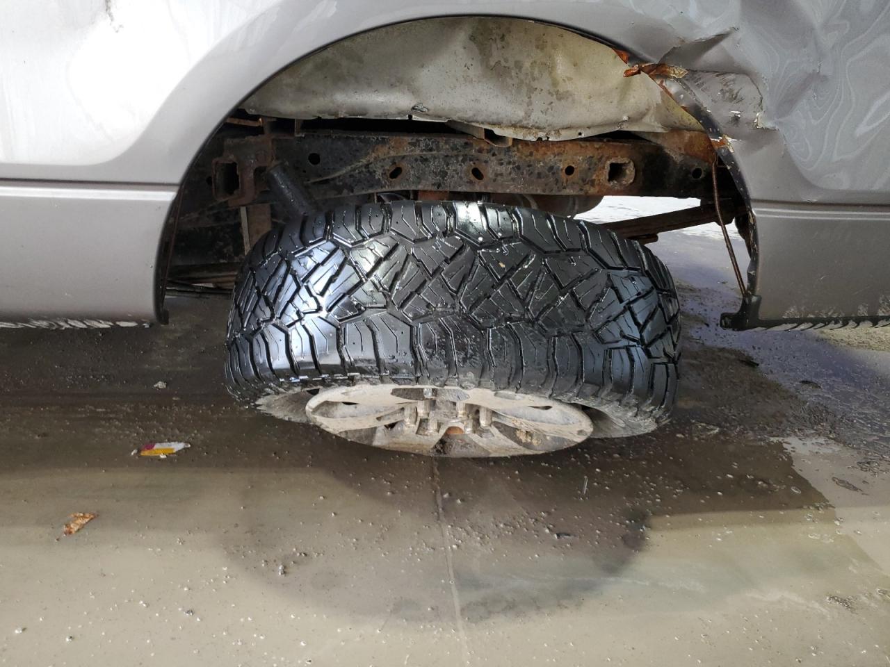 2014 Ford F150 Super Cab Gray vin: 1FTFX1EF8EKF34254 Damage: Left Rear Wheel Housing, Kinked, > 12 Inches