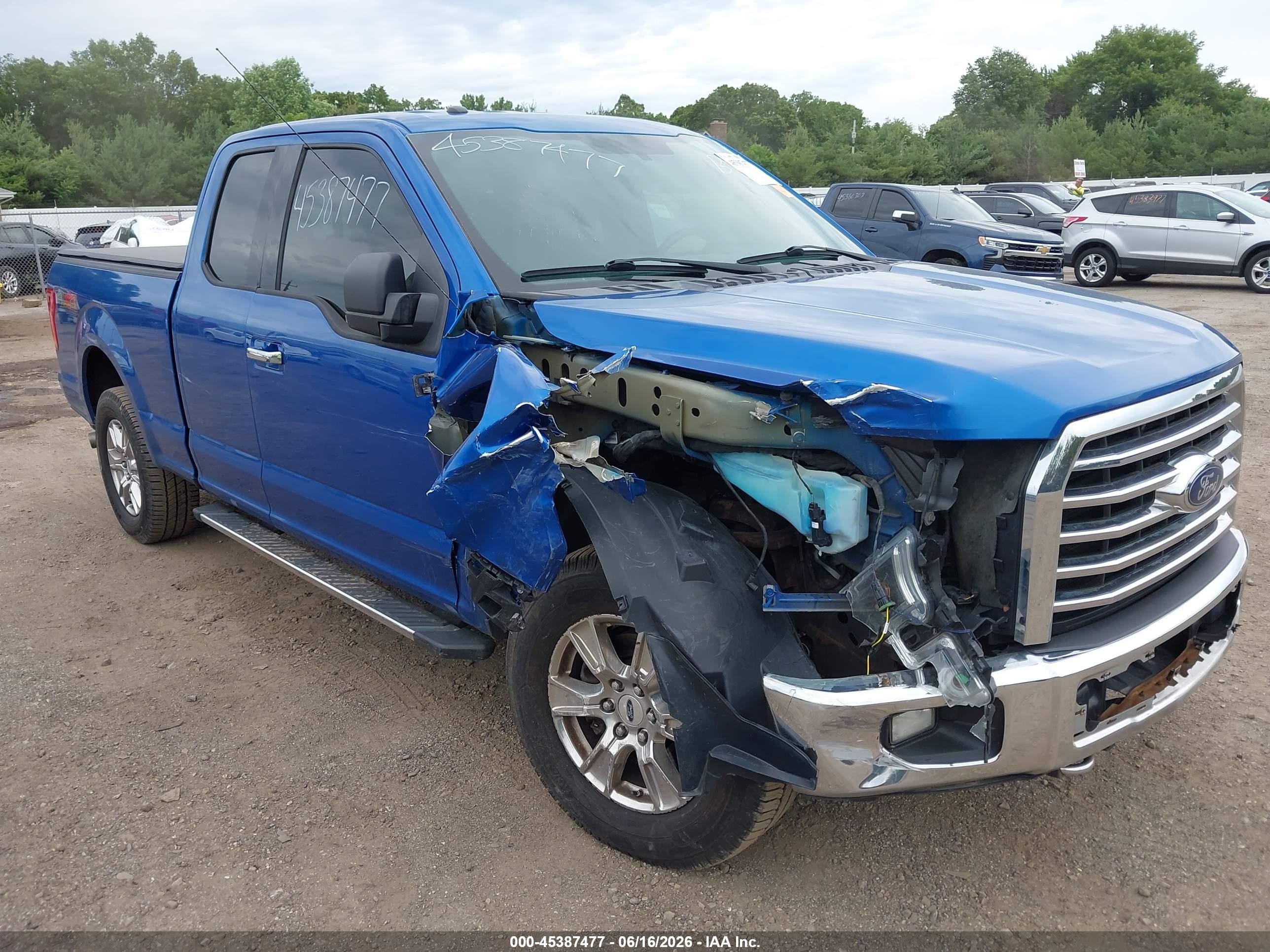 2015 Ford F-150 Xlt Blue vin: 1FTFX1EF8FFB96641