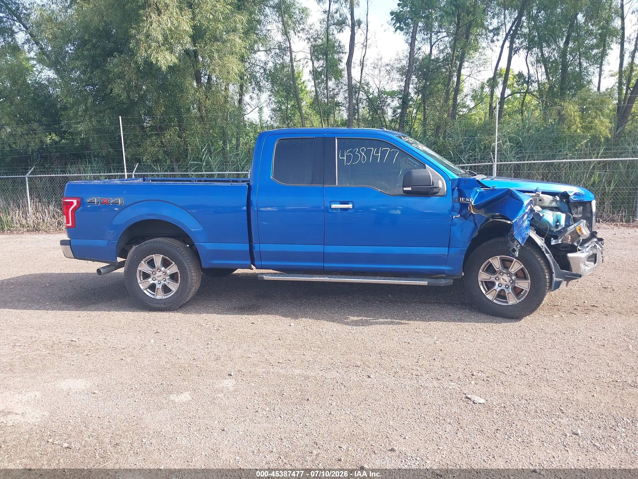 2015 Ford F-150 Xlt Blue vin: 1FTFX1EF8FFB96641