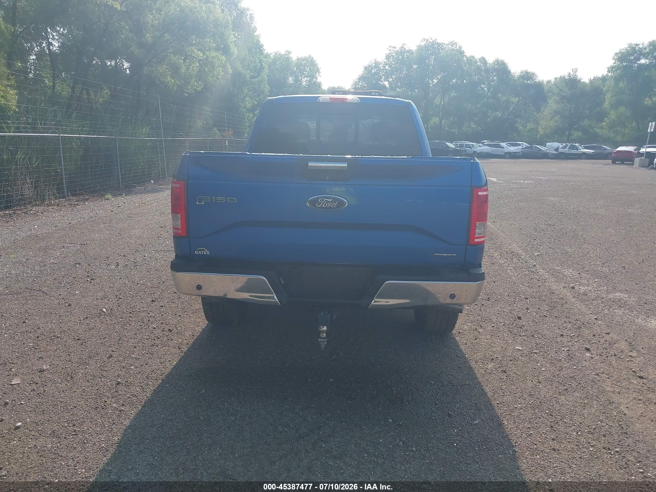 2015 Ford F-150 Xlt Blue vin: 1FTFX1EF8FFB96641