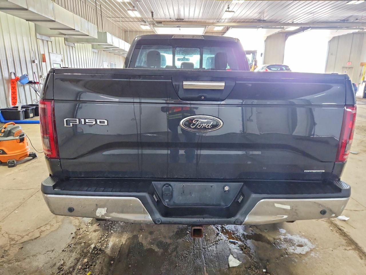 2015 Ford F150 Super Cab Black vin: 1FTFX1EF8FKE19056
