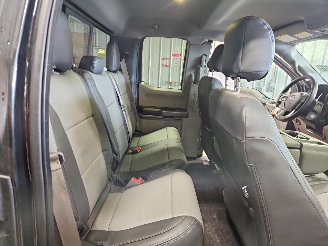 2015 Ford F150 Super Cab Black vin: 1FTFX1EF8FKE19056