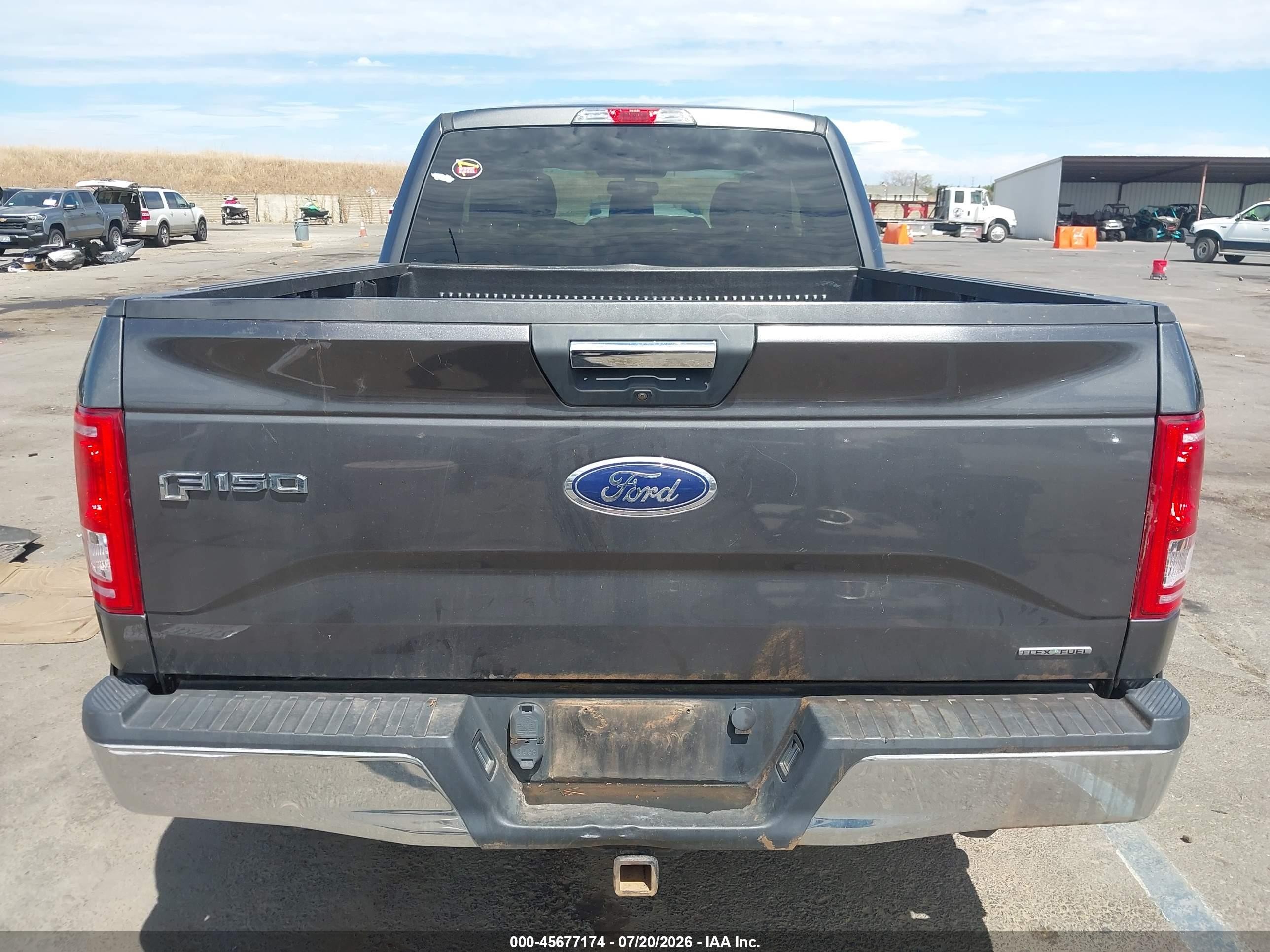 2015 Ford F-150 Xlt Gray vin: 1FTFX1EF8FKE51019