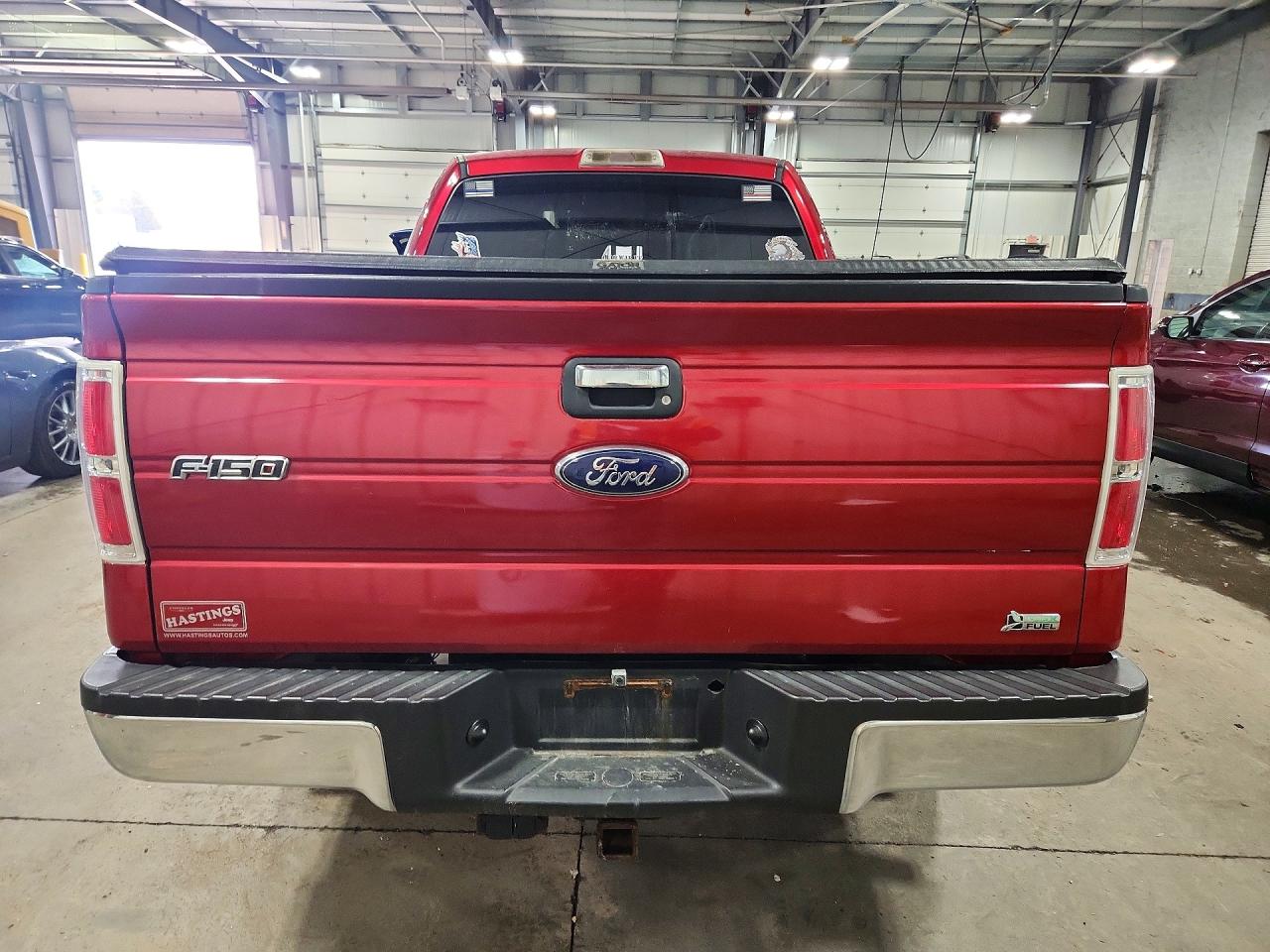 2011 Ford F150 Super Cab Red vin: 1FTFX1EF9BFA70198