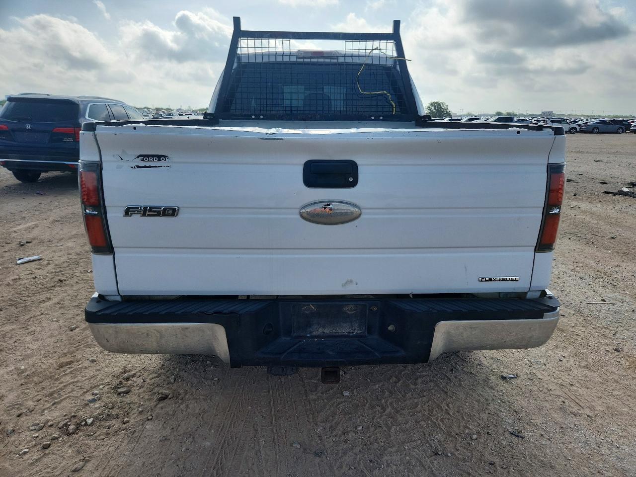 2011 Ford F150 Super Cab White vin: 1FTFX1EF9BFB59074
