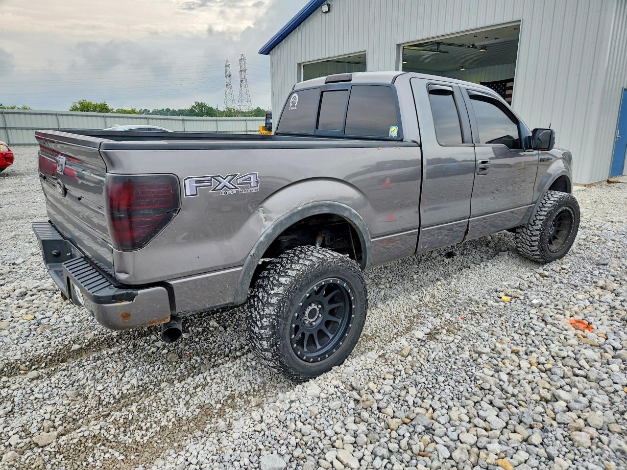 2011 Ford F150 Super Cab Gray vin: 1FTFX1EF9BFC11609