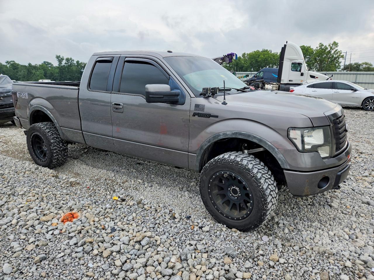 2011 Ford F150 Super Cab Gray vin: 1FTFX1EF9BFC11609