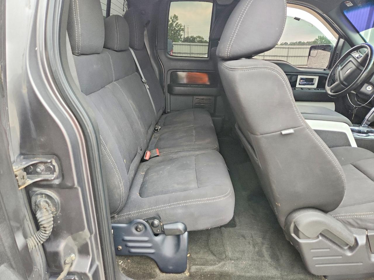2011 Ford F150 Super Cab Gray vin: 1FTFX1EF9BFC11609