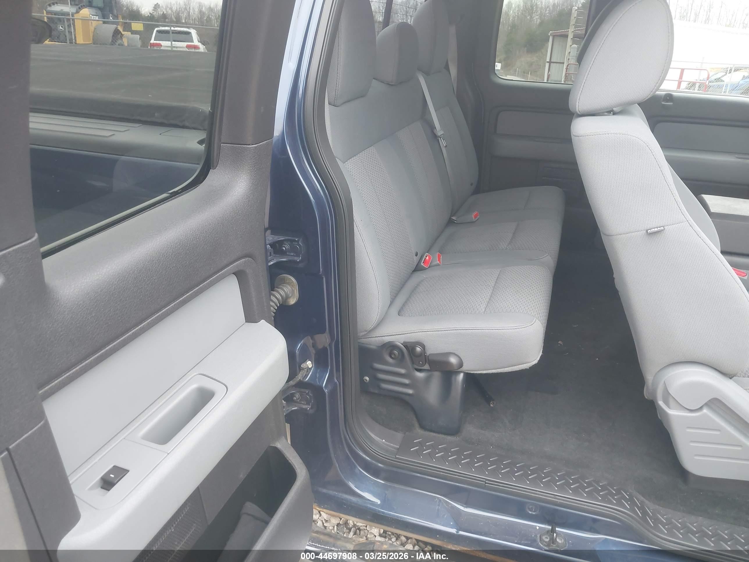 2011 Ford F-150 Xlt Blue vin: 1FTFX1EF9BKD24709