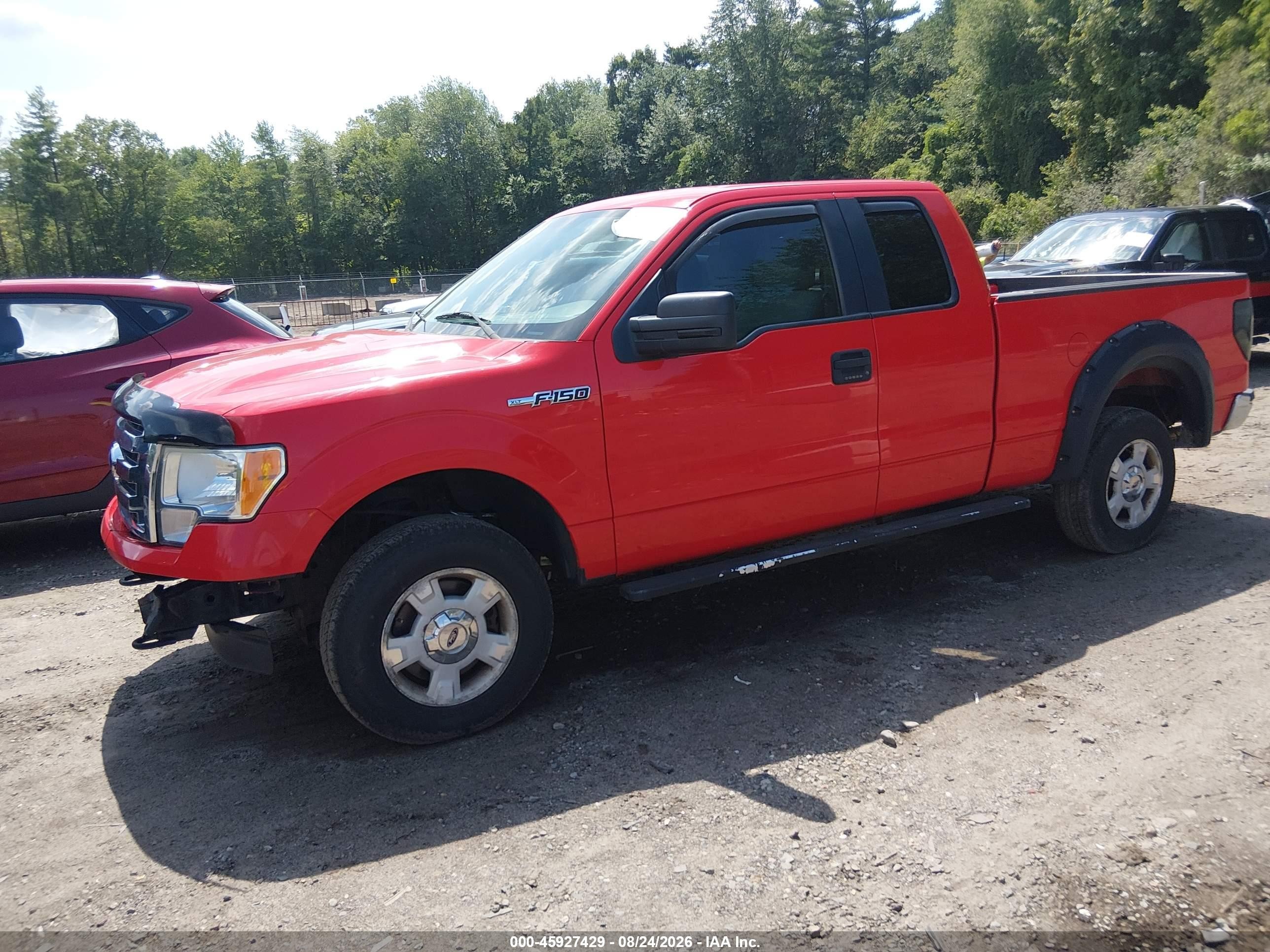 2012 Ford F-150 Xlt Red vin: 1FTFX1EF9CFC28413