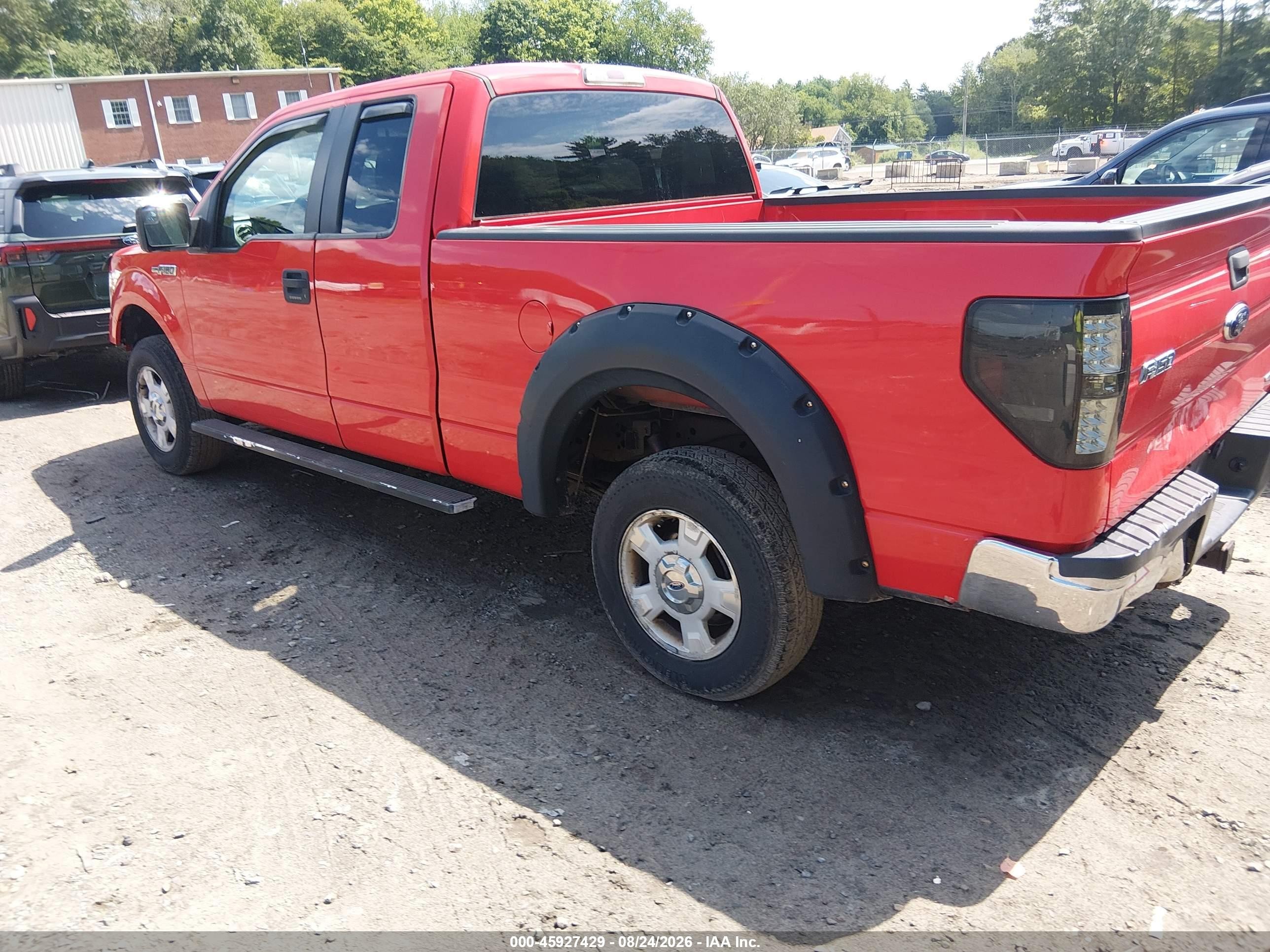 2012 Ford F-150 Xlt Red vin: 1FTFX1EF9CFC28413