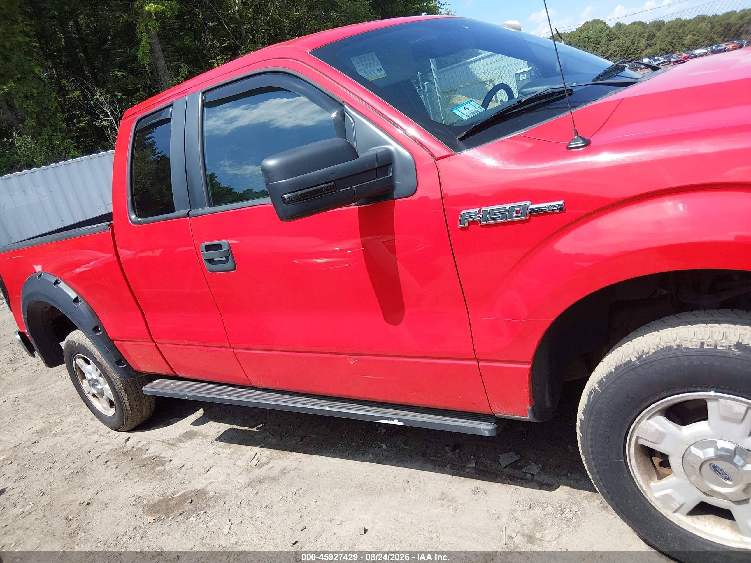 2012 Ford F-150 Xlt Red vin: 1FTFX1EF9CFC28413