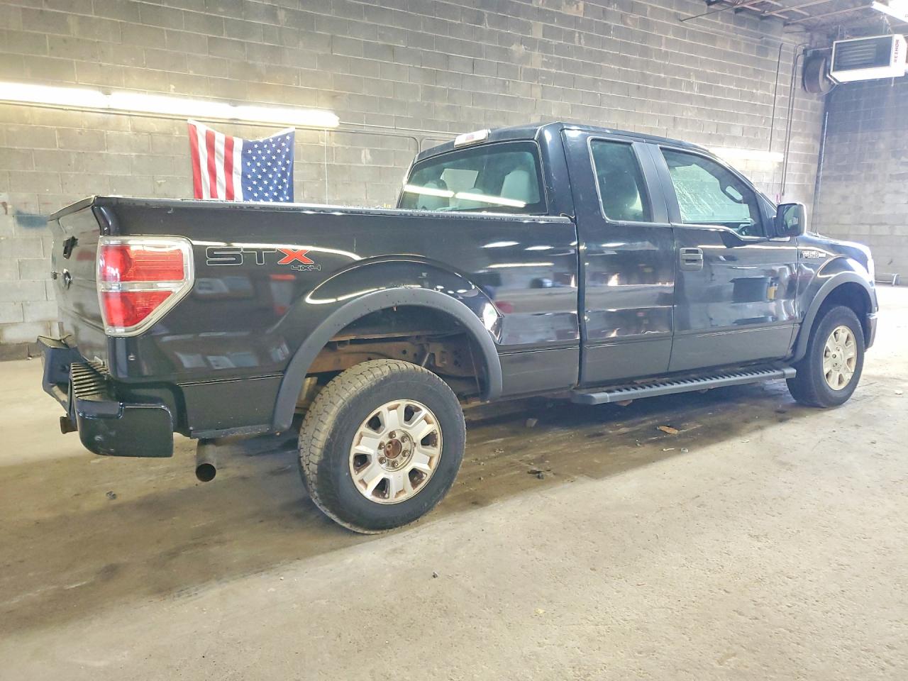 2012 Ford F150 Super Cab Black vin: 1FTFX1EF9CKE16856