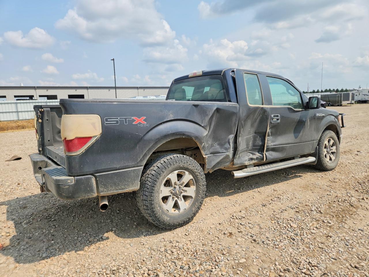 2013 Ford F150 Super Cab Black vin: 1FTFX1EF9DFA38595