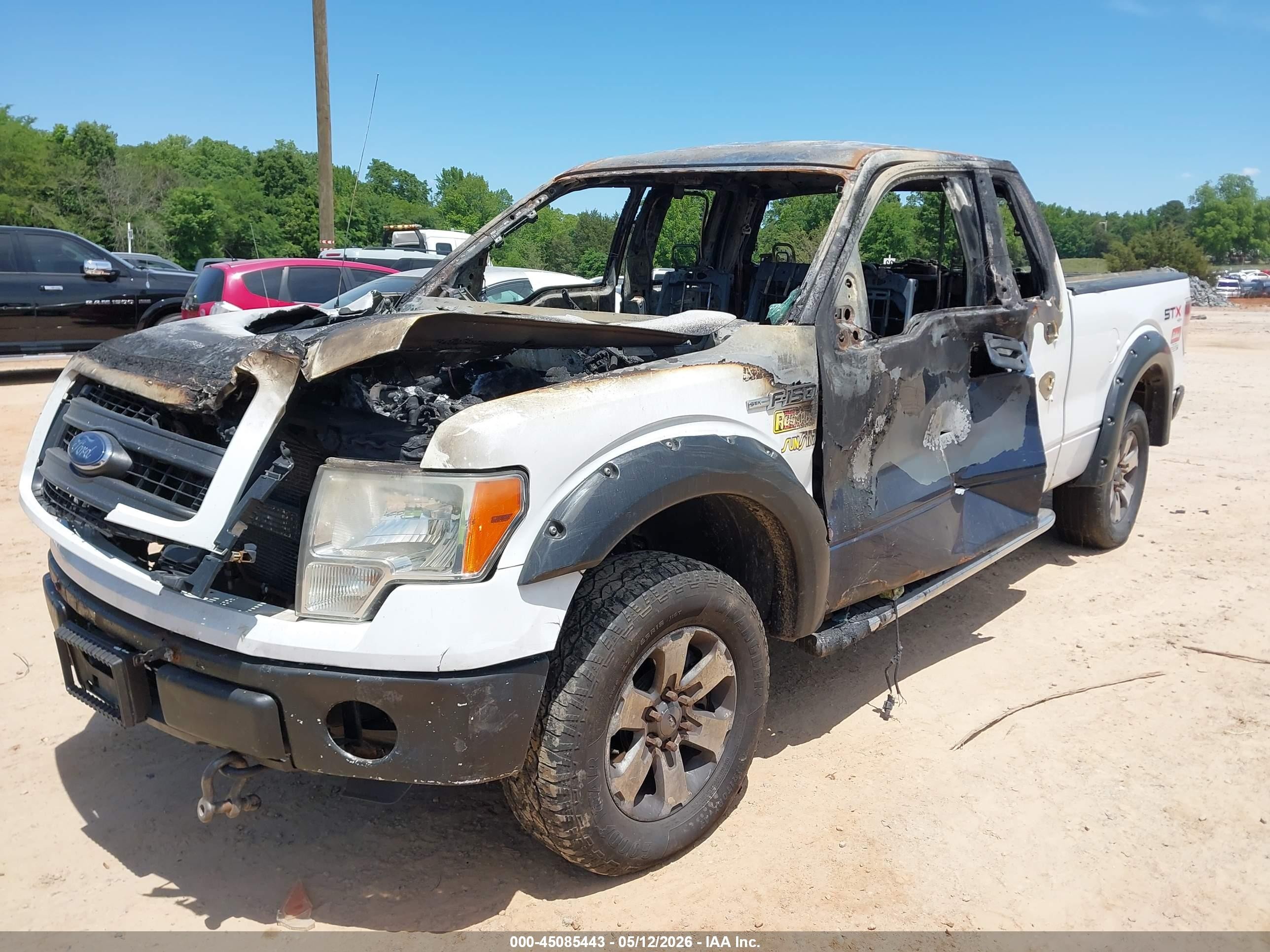 2013 Ford F-150 Stx White vin: 1FTFX1EF9DFB05549