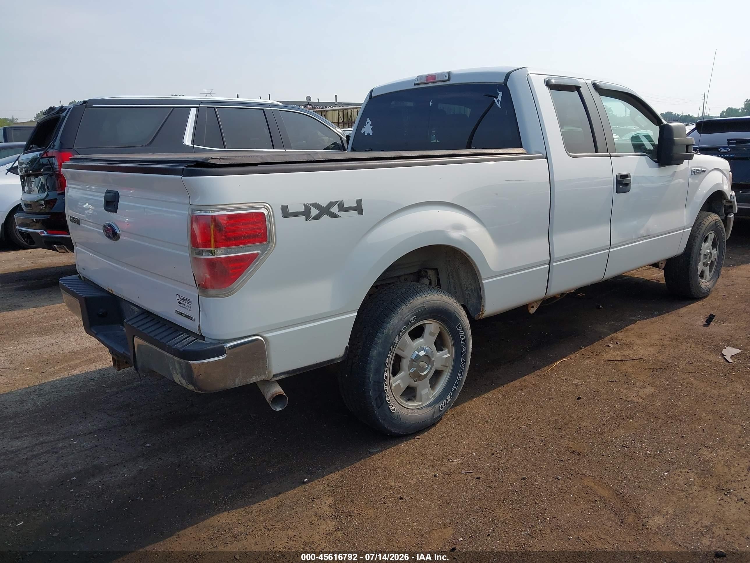 2013 Ford F-150 Xlt White vin: 1FTFX1EF9DFB12517