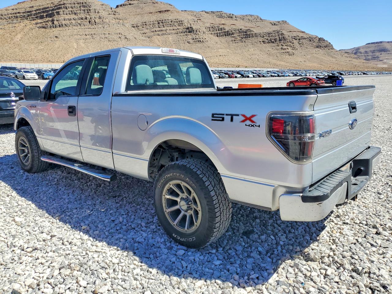 2013 Ford F150 Серебряный vin: 1FTFX1EF9DFD83271