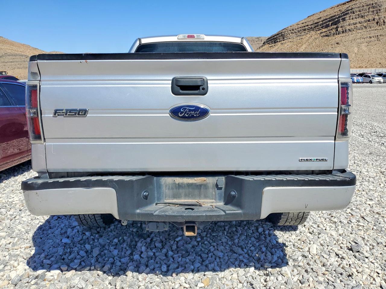 2013 Ford F150 Серебряный vin: 1FTFX1EF9DFD83271