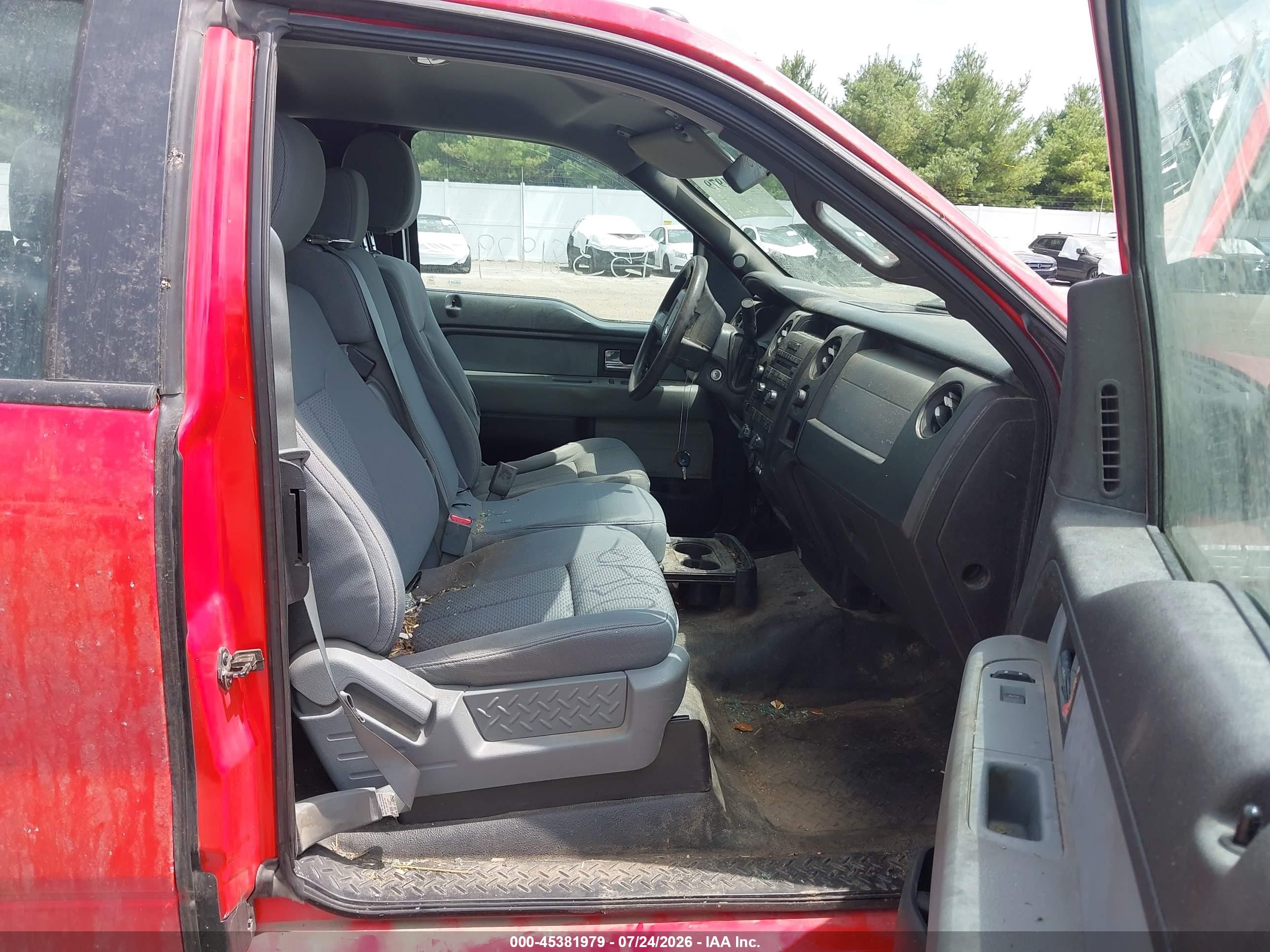 2013 Ford F-150 Stx Red vin: 1FTFX1EF9DKF57900