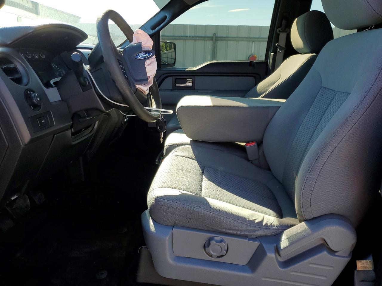 2013 Ford F150 Super Cab Black vin: 1FTFX1EF9DKG22101
