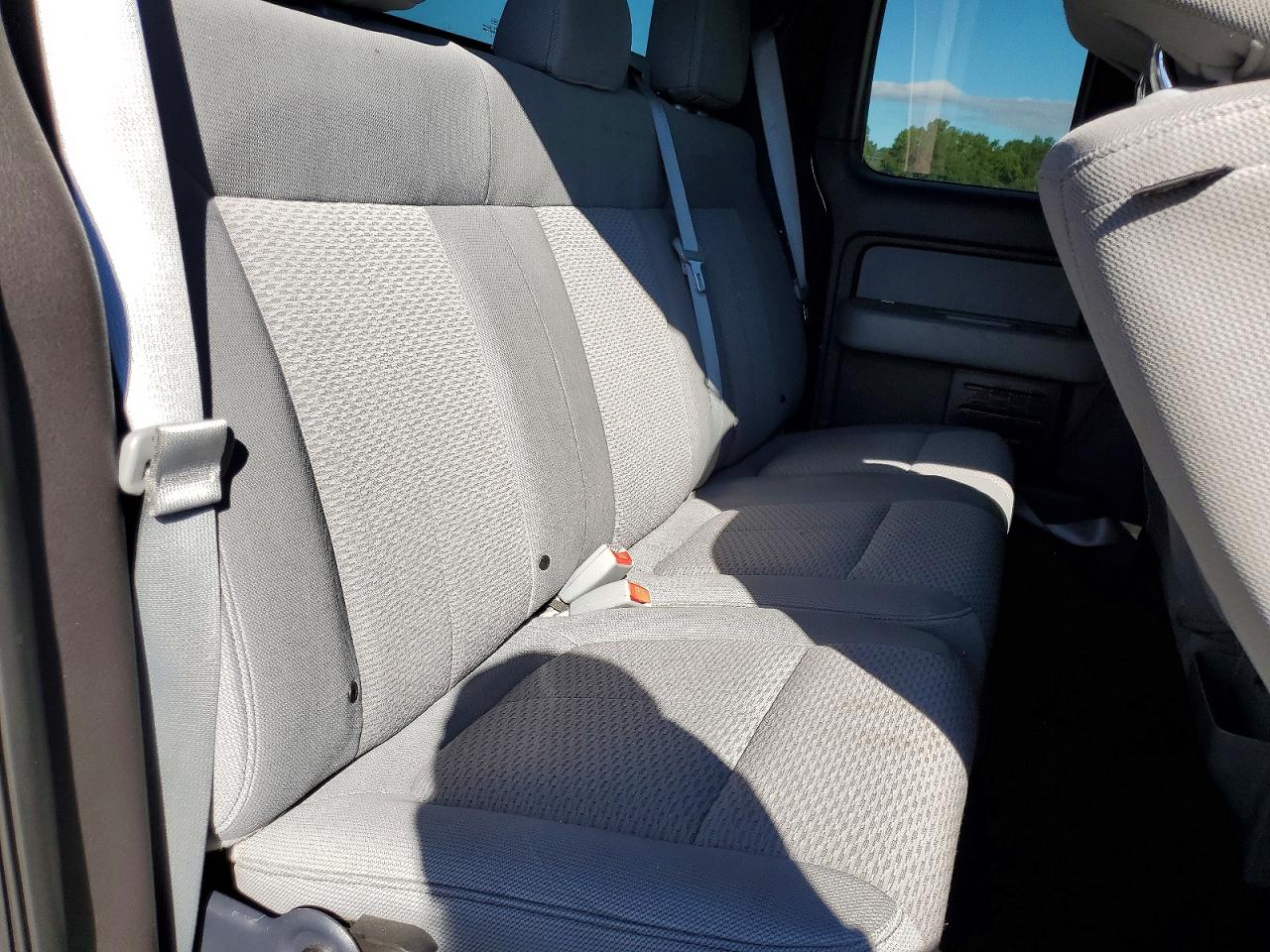 2013 Ford F150 Super Cab Black vin: 1FTFX1EF9DKG22101