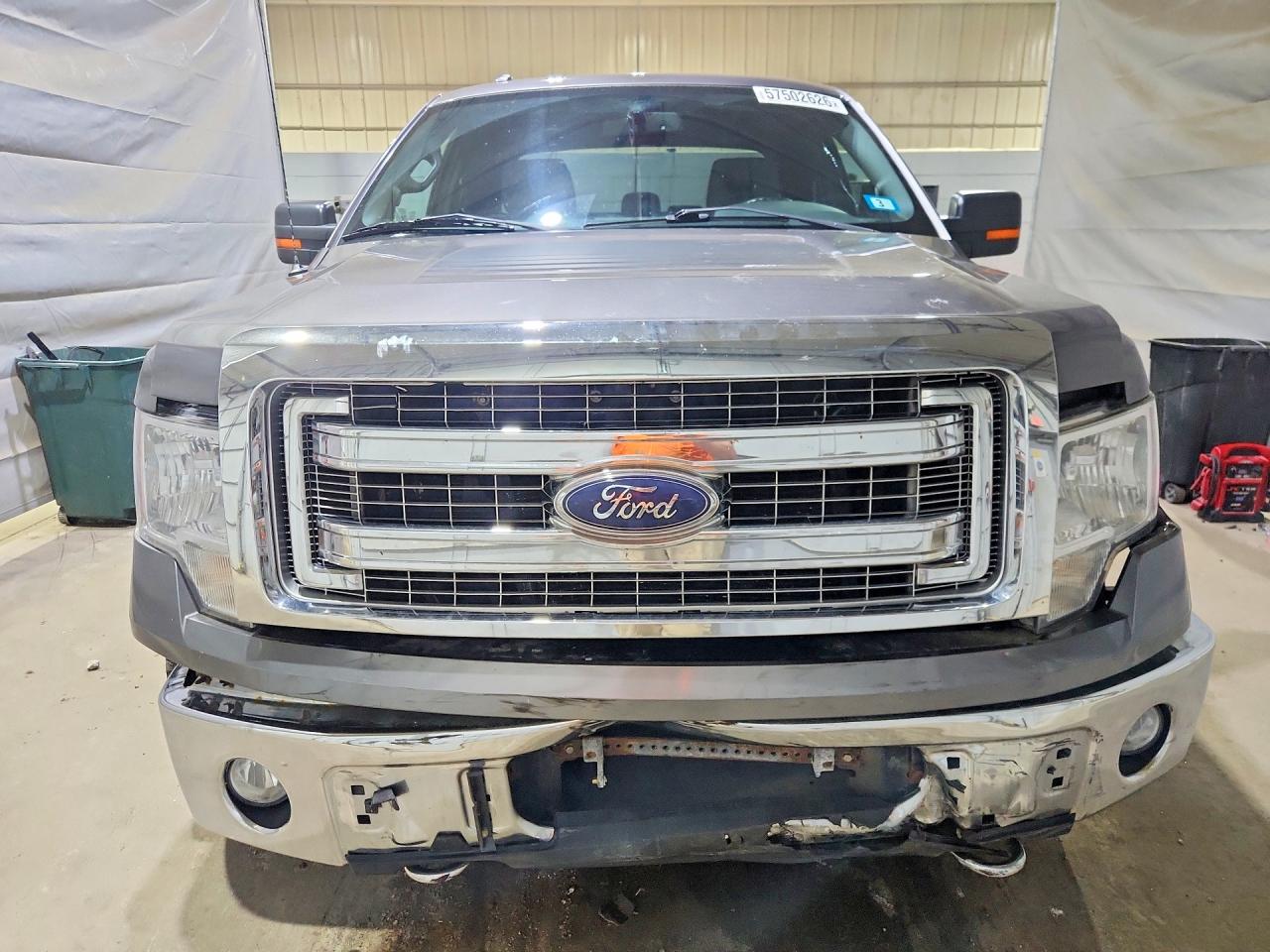 2014 Ford F150 Super Cab Gray vin: 1FTFX1EF9EFB04404