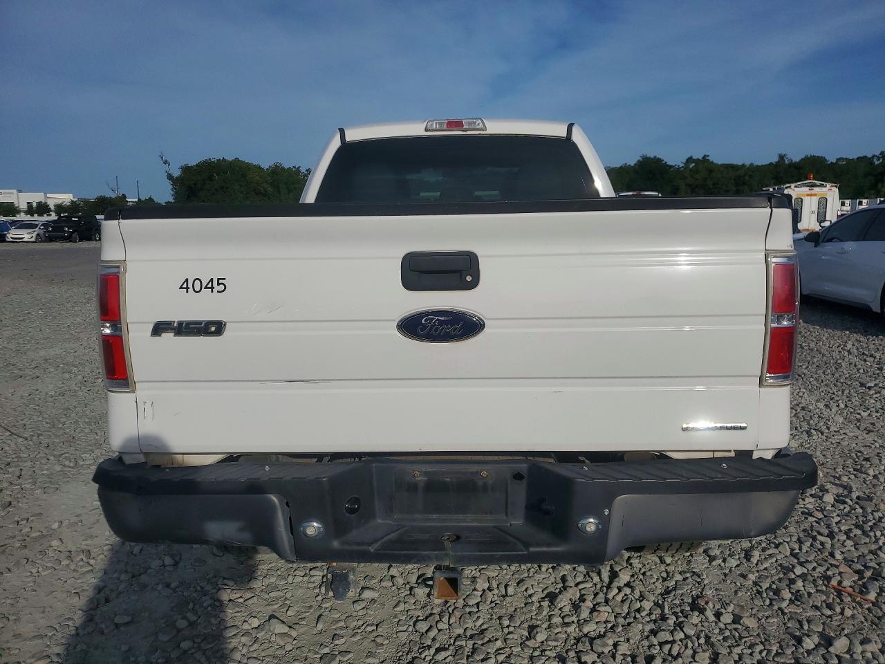 2014 Ford F150 Super Cab Белый vin: 1FTFX1EF9EKE02877