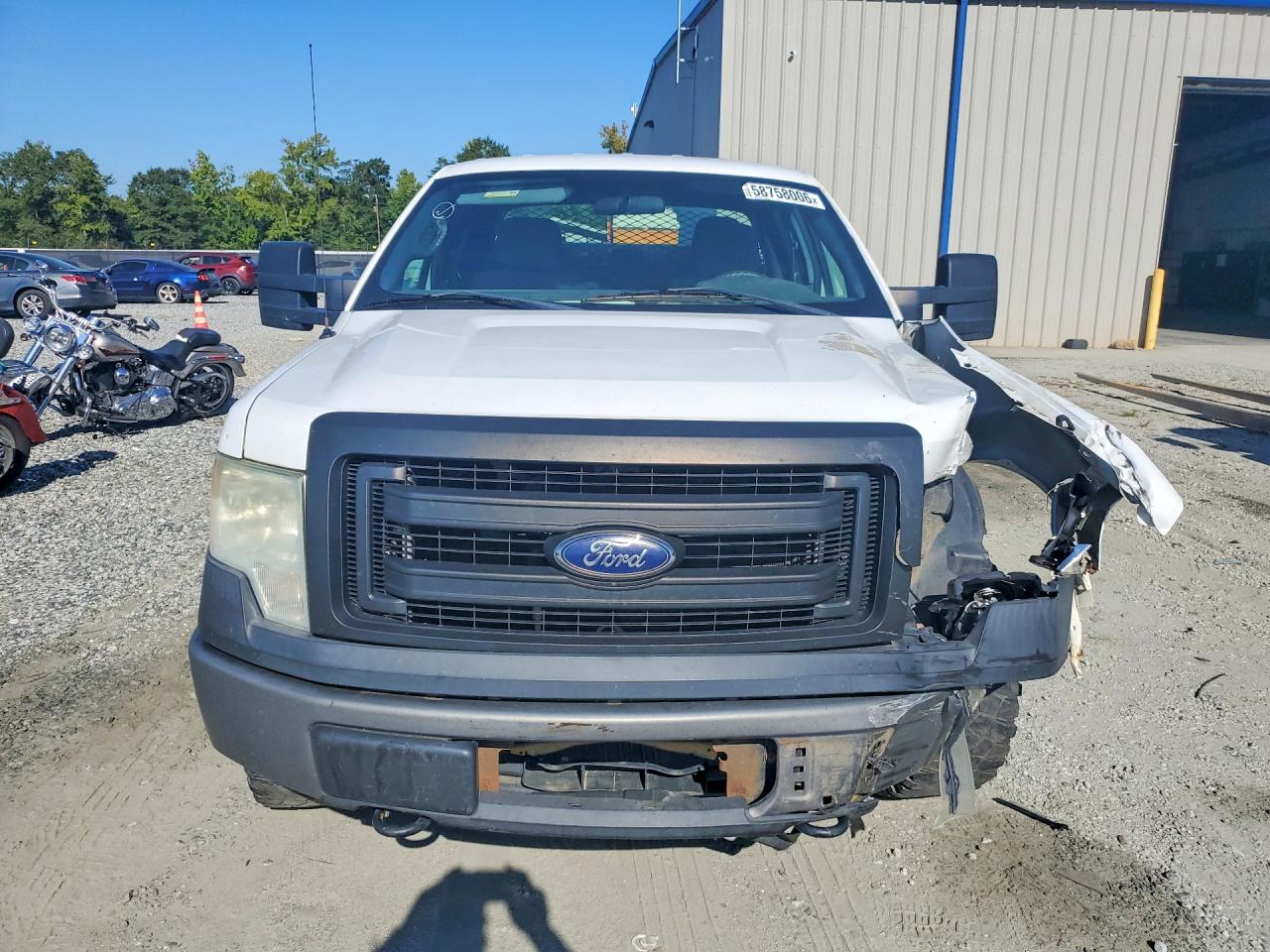 2014 Ford F150 Super Cab White vin: 1FTFX1EF9EKE59239