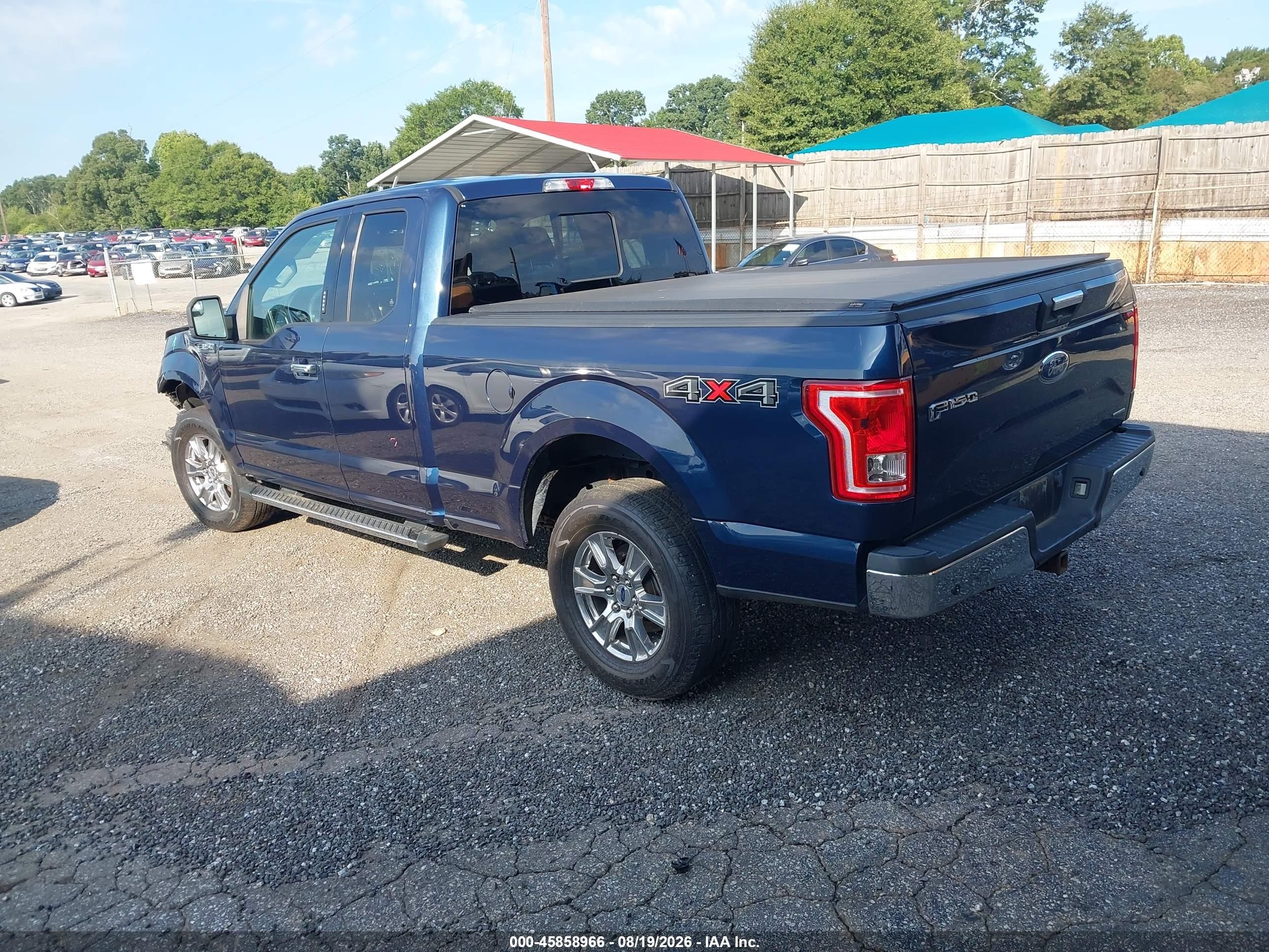 2015 Ford F-150 Xlt Blue vin: 1FTFX1EF9FFA68893