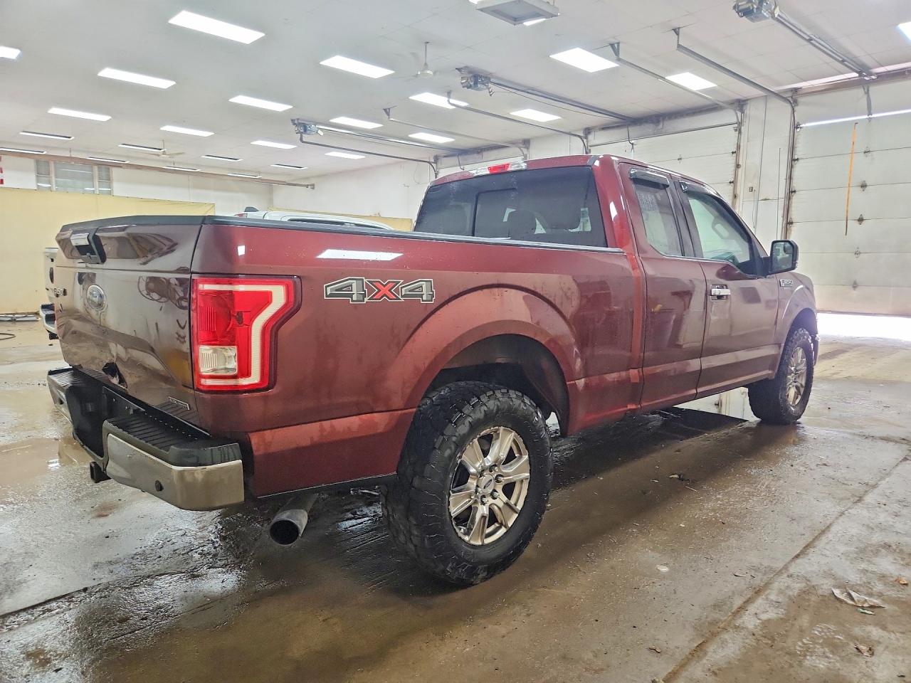 2015 Ford F150 Super Cab Burgundy vin: 1FTFX1EF9FFC06240