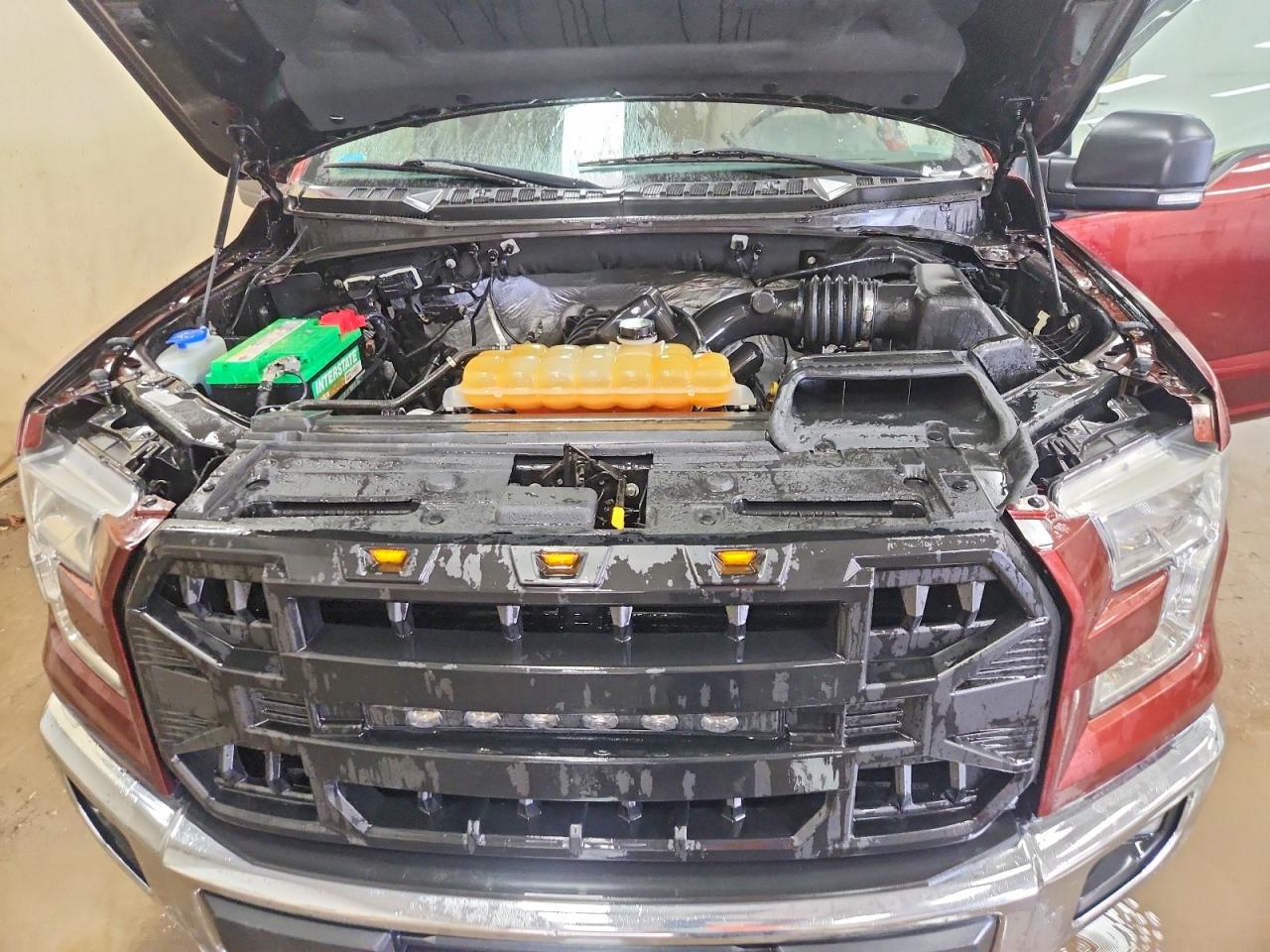 2015 Ford F150 Super Cab Burgundy vin: 1FTFX1EF9FFC06240