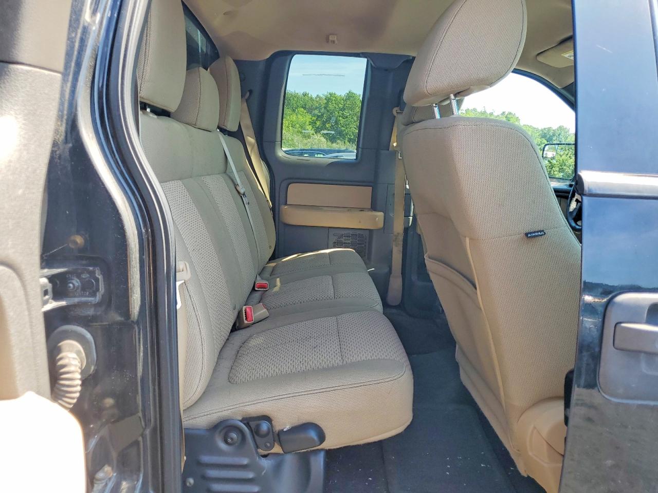 2011 Ford F150 Super Cab Black vin: 1FTFX1EFXBFC30847