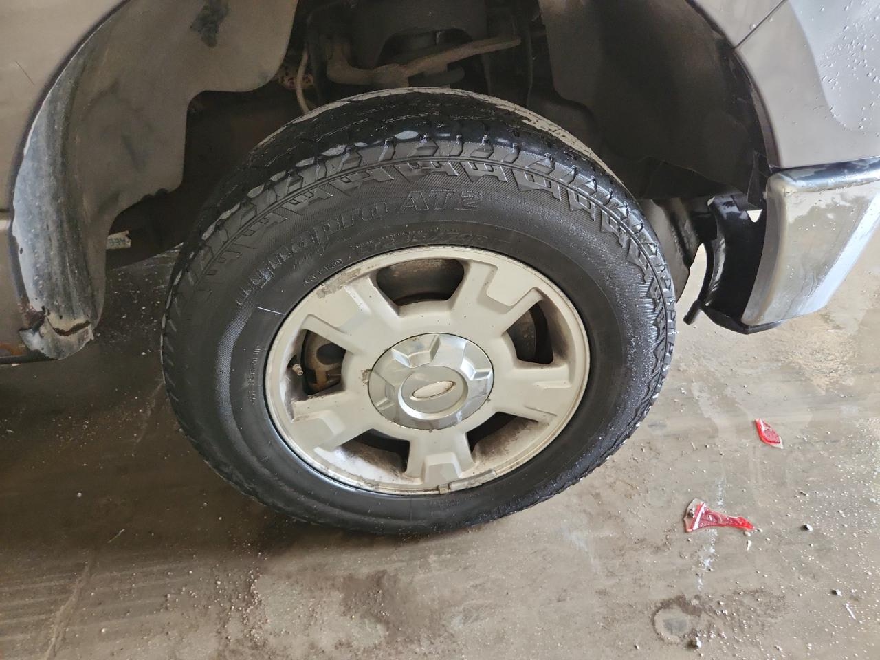 2011 Ford F150 Super Cab Gray vin: 1FTFX1EFXBFD11878 Damage: Right Front Wheel, Corrosion, < 1/8 Inch