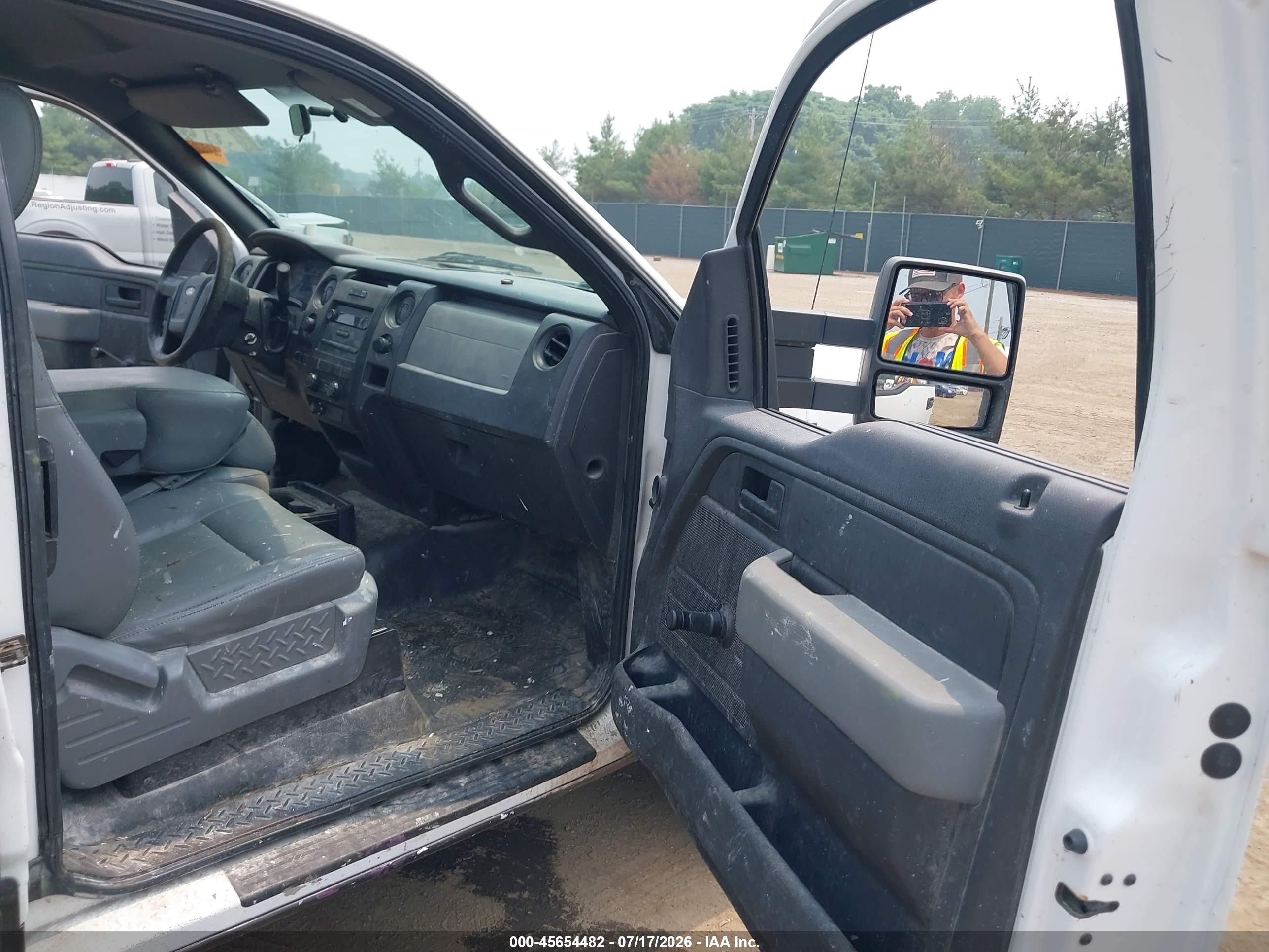 2011 Ford F-150 Xl White vin: 1FTFX1EFXBKD57301