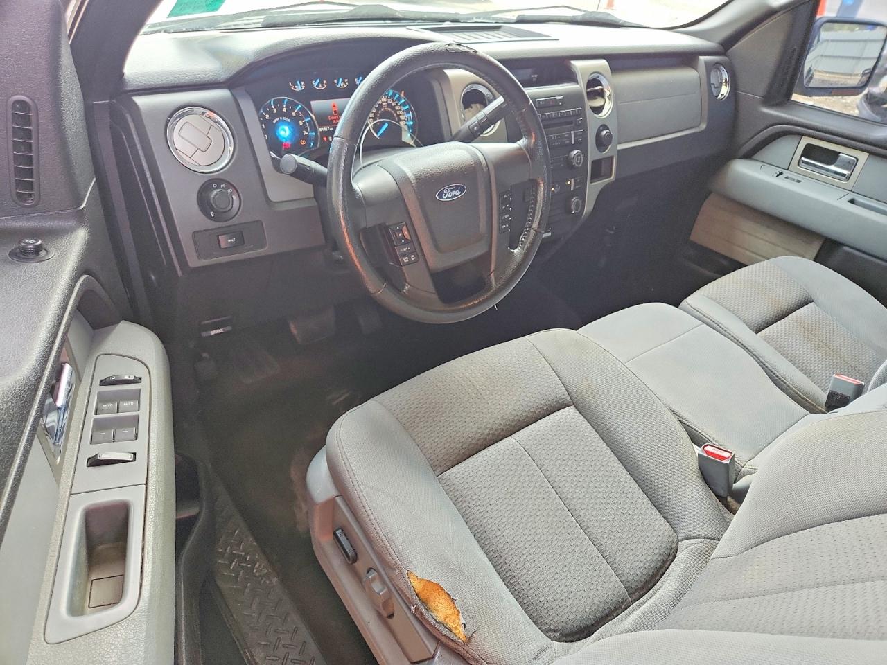 2011 Ford F150 Super Cab White vin: 1FTFX1EFXBKE19490